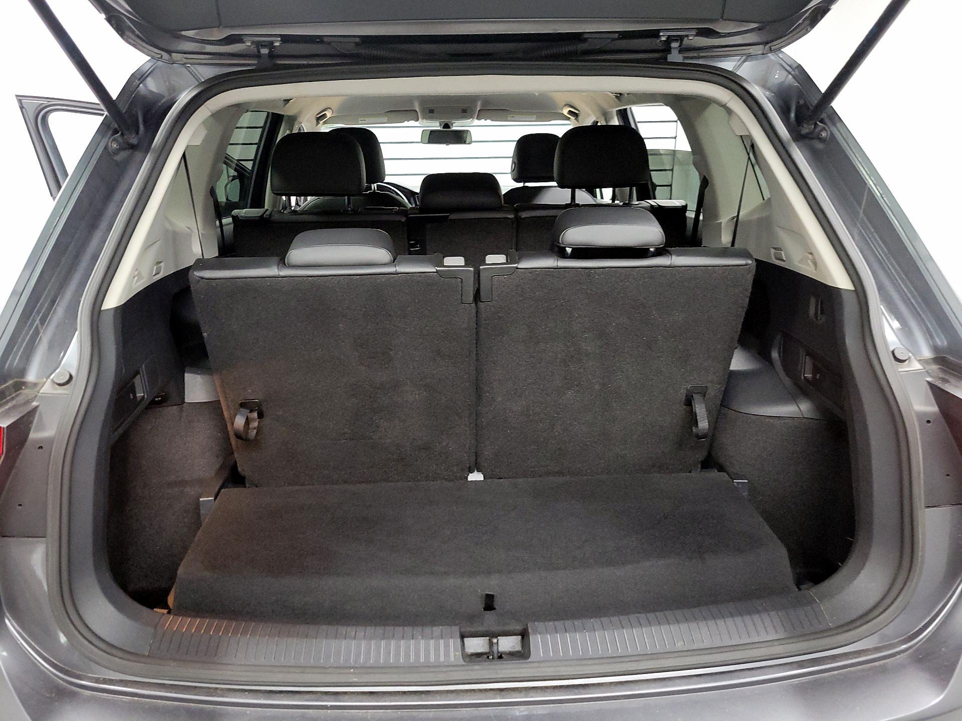 Thumbnail: 2019 Volkswagen Tiguan - 20
