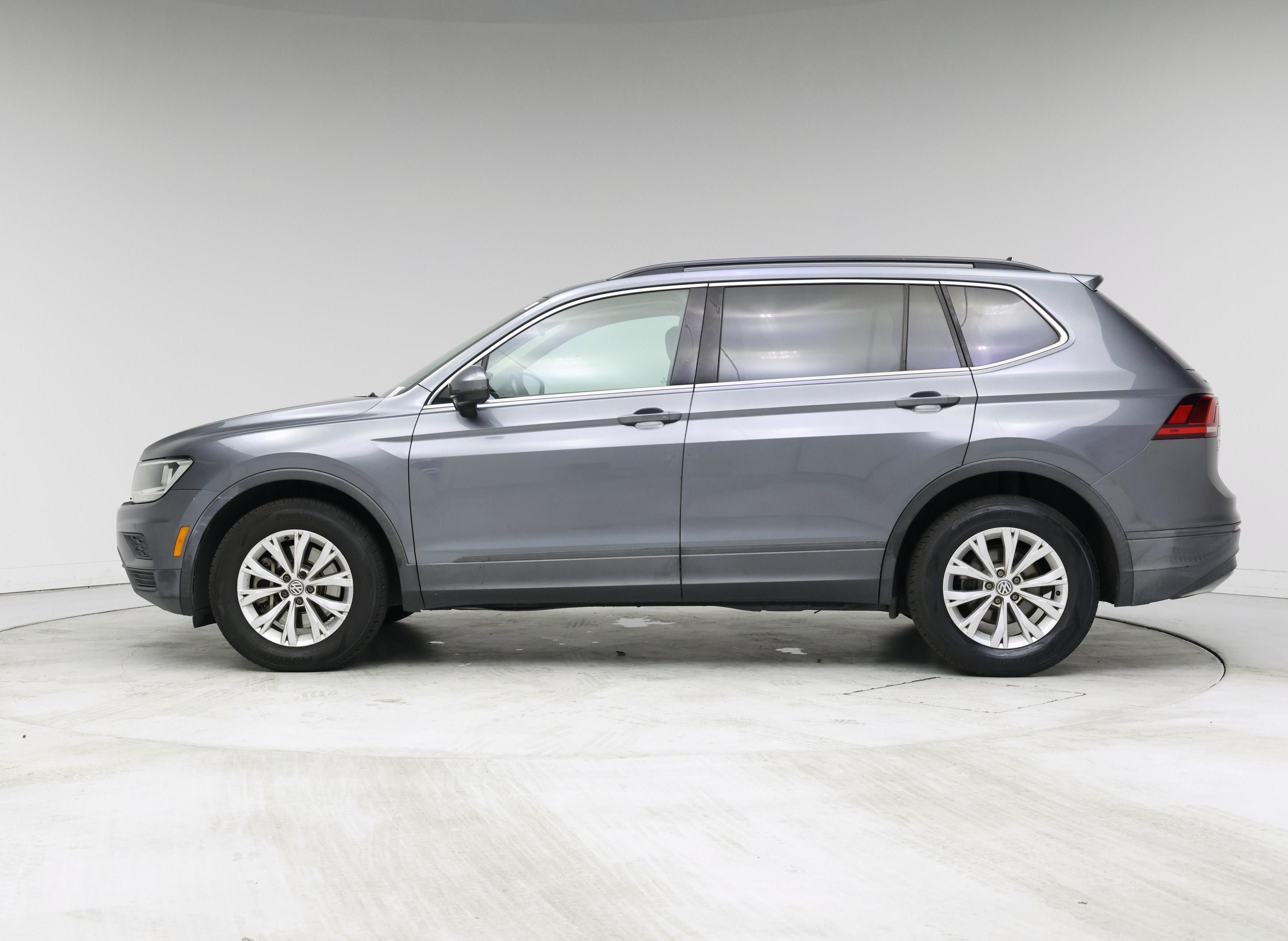 Thumbnail: 2019 Volkswagen Tiguan - 3