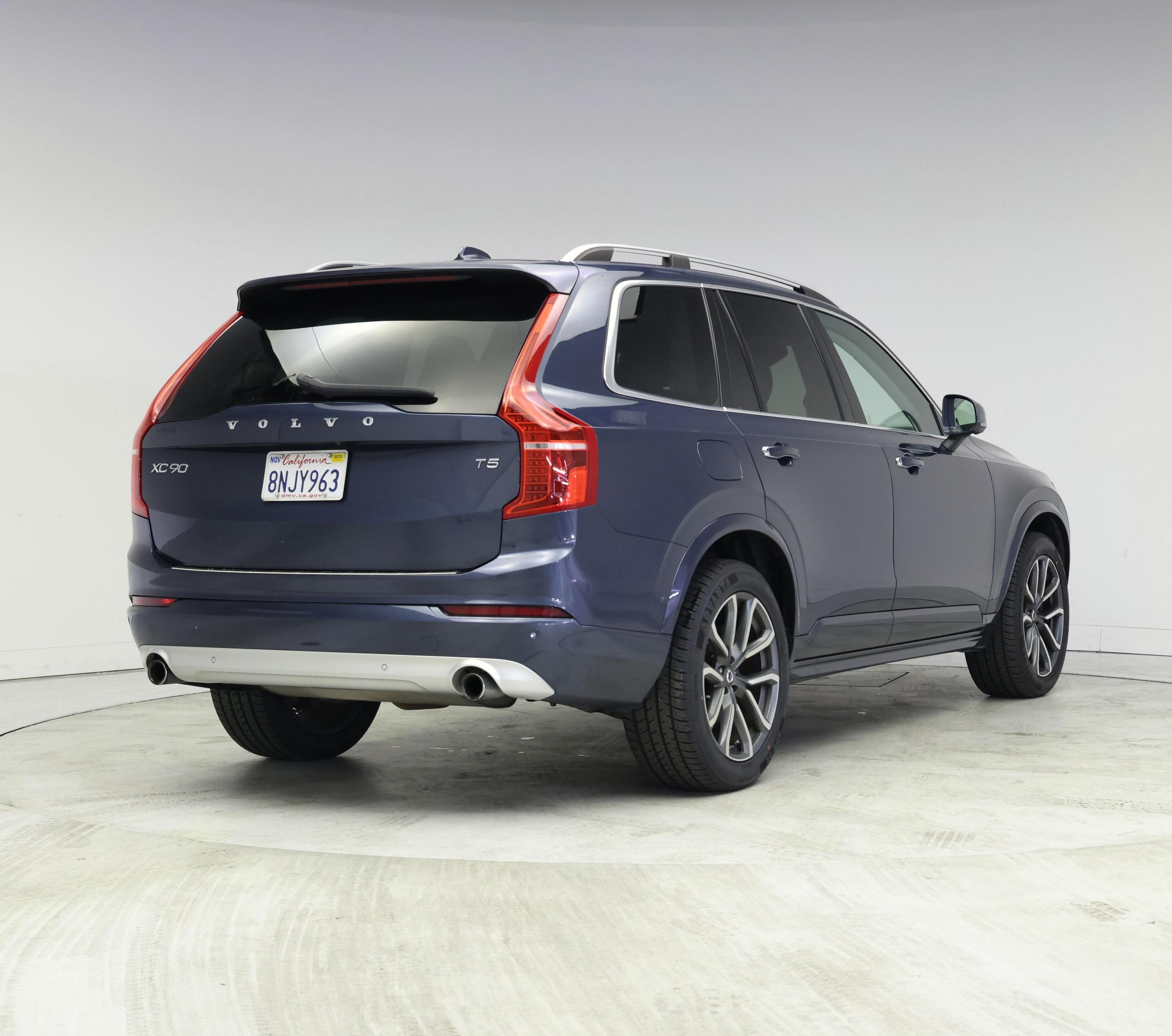 Thumbnail: 2019 Volvo XC90 - 8