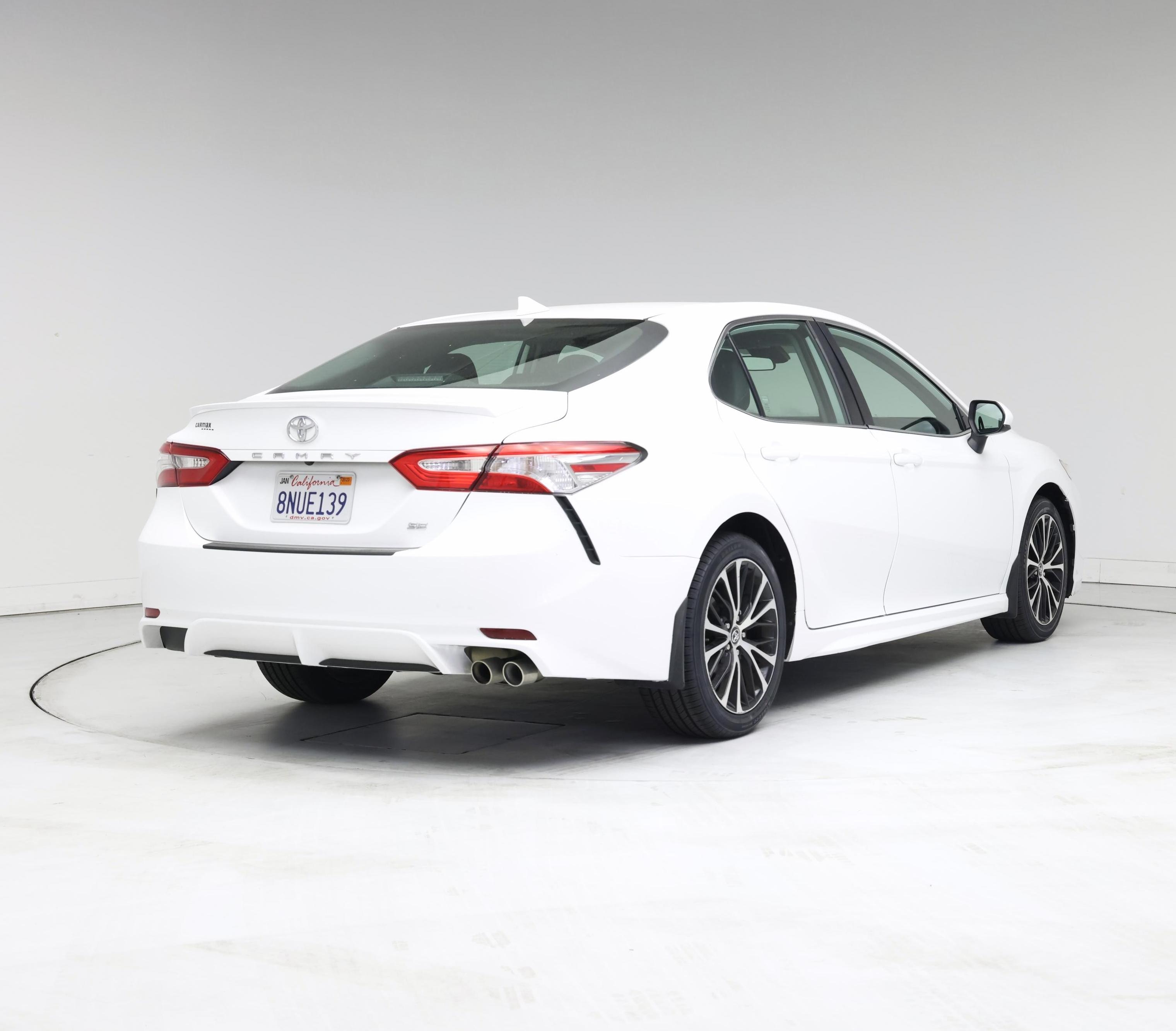 Thumbnail: 2020 Toyota Camry - 8