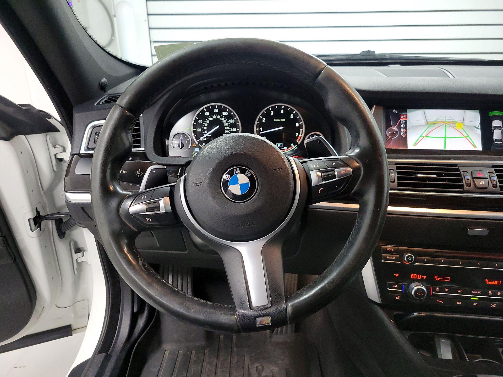 Thumbnail: 2017 BMW 5 Series - 10