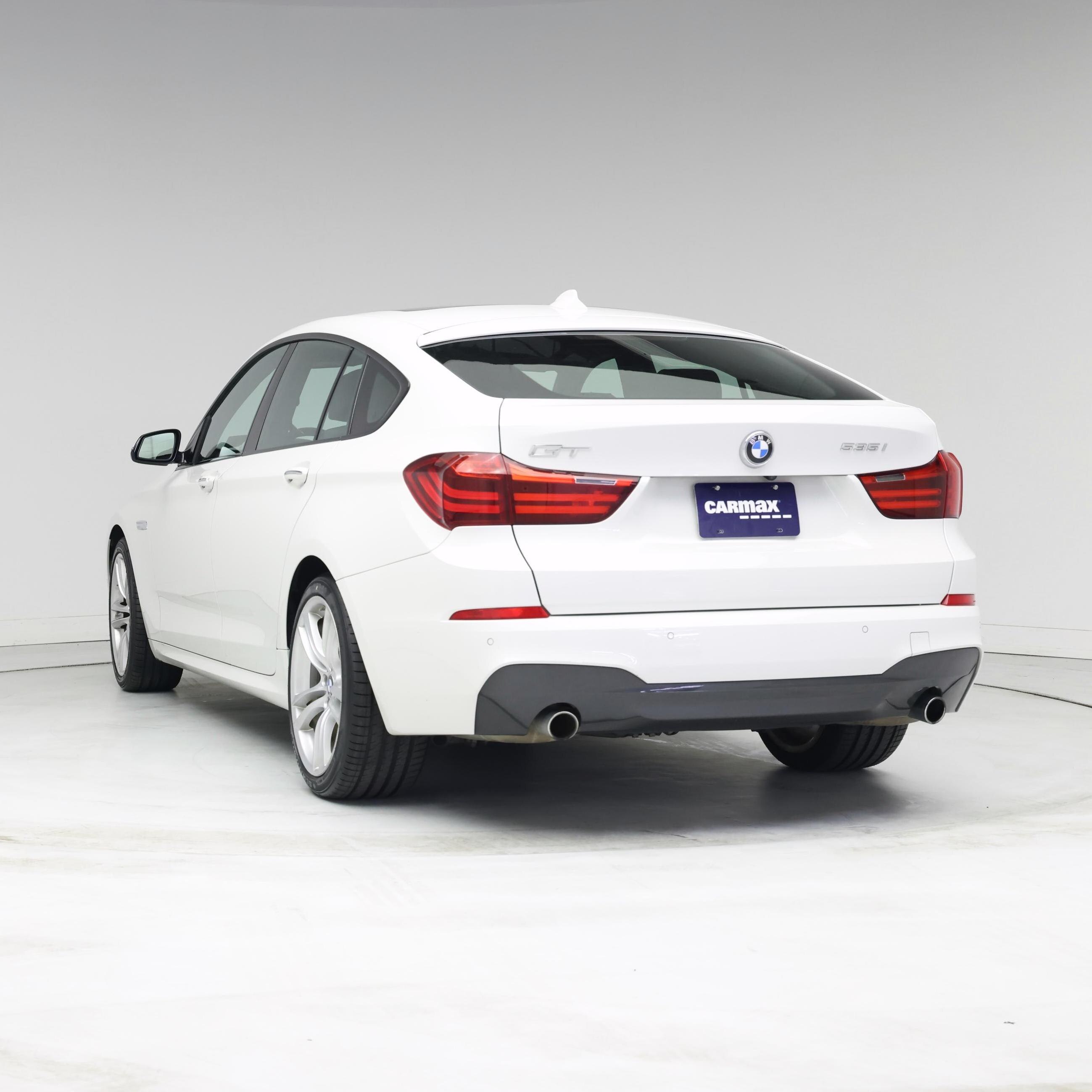 Thumbnail: 2017 BMW 5 Series - 2
