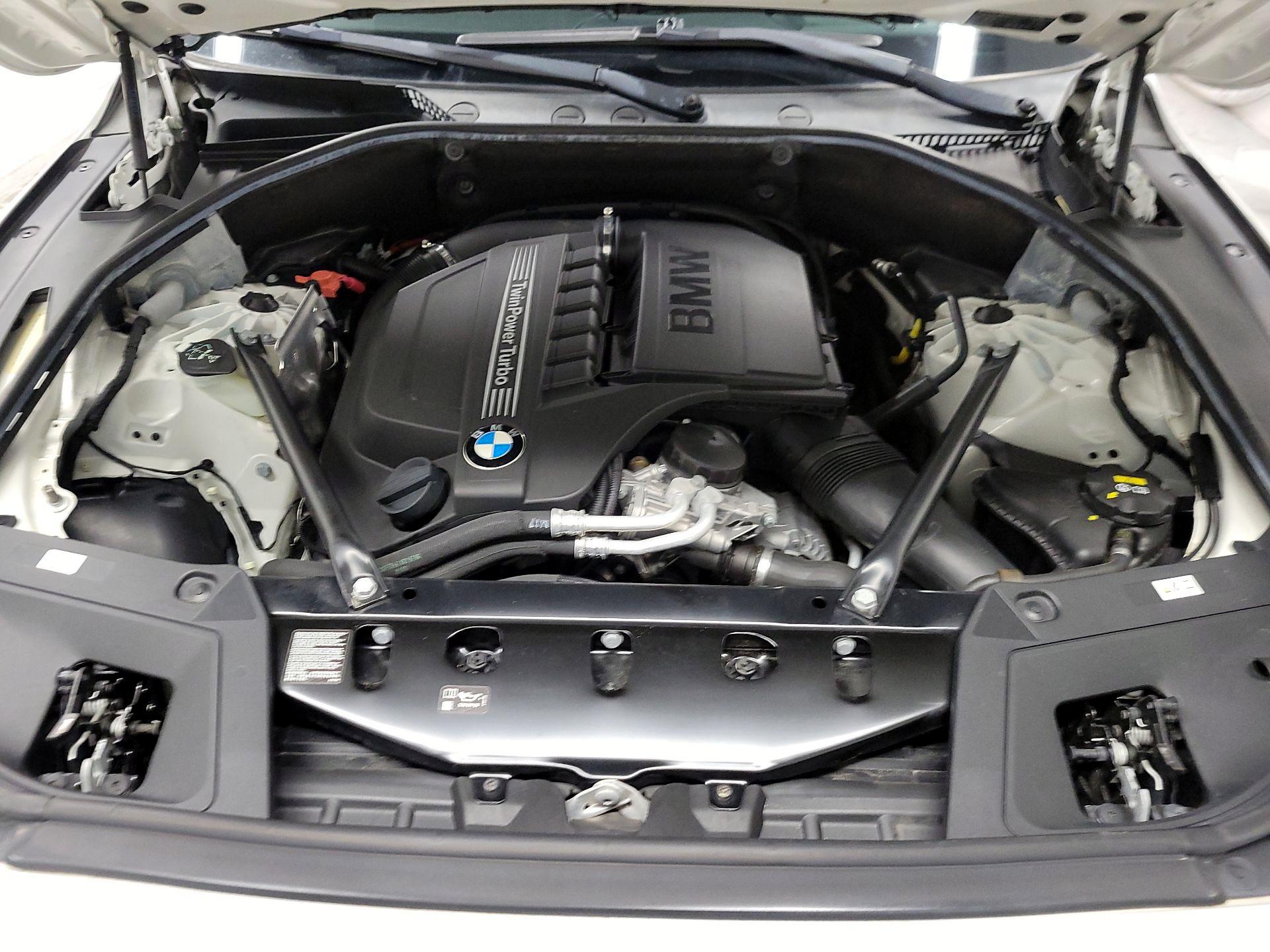 Thumbnail: 2017 BMW 5 Series - 20