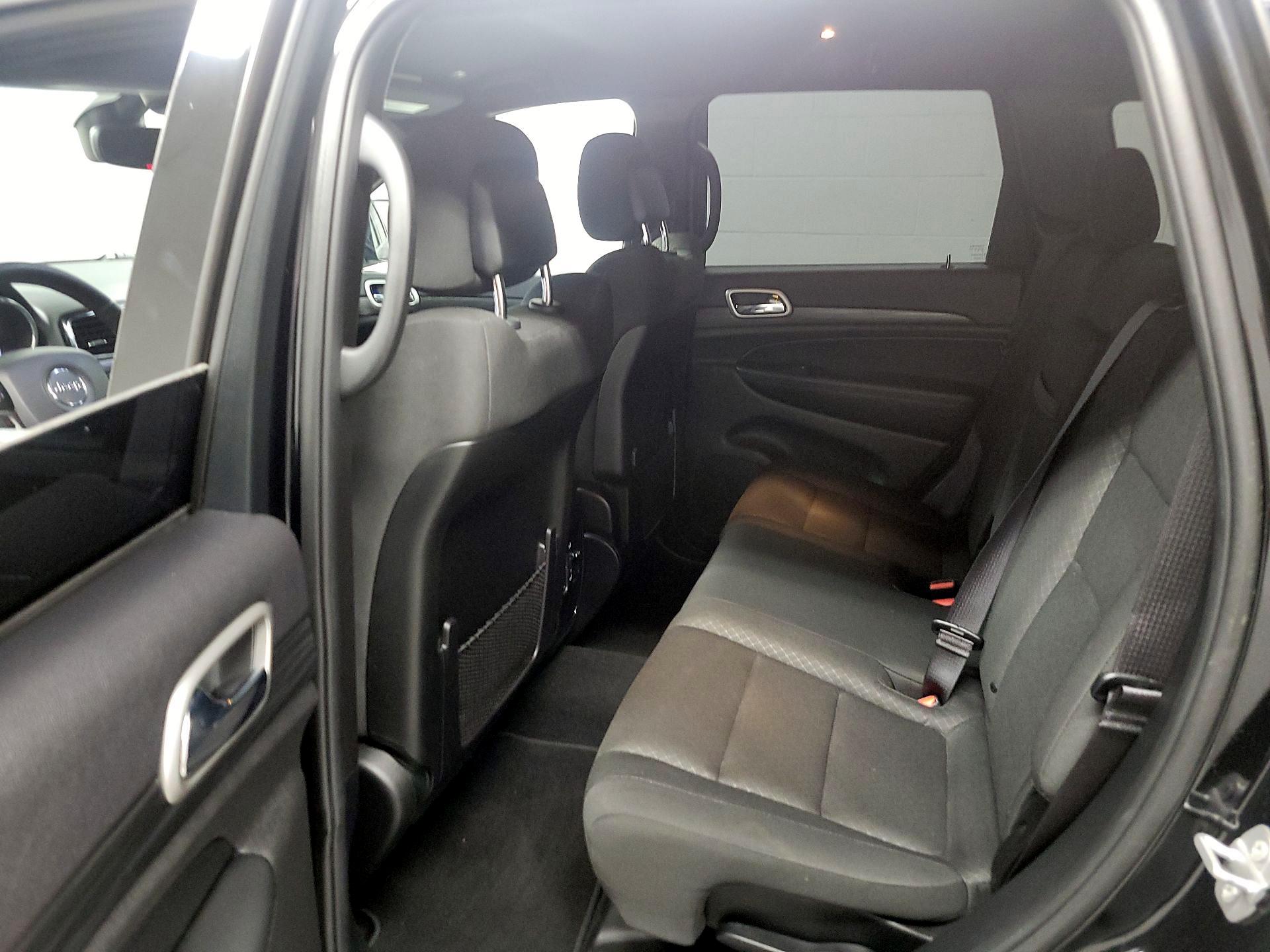 Thumbnail: 2019 Jeep Grand Cherokee - 20