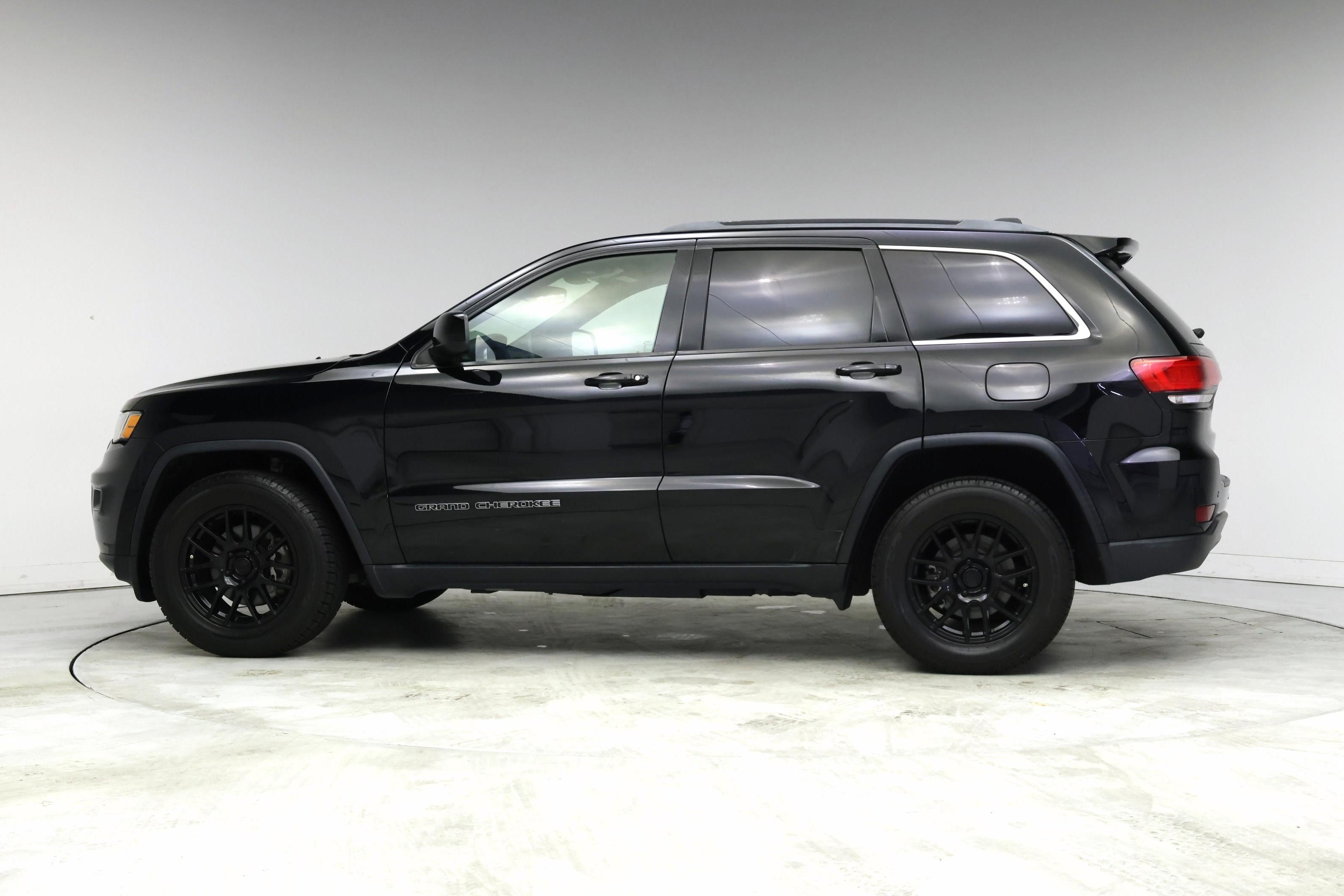 Thumbnail: 2019 Jeep Grand Cherokee - 3