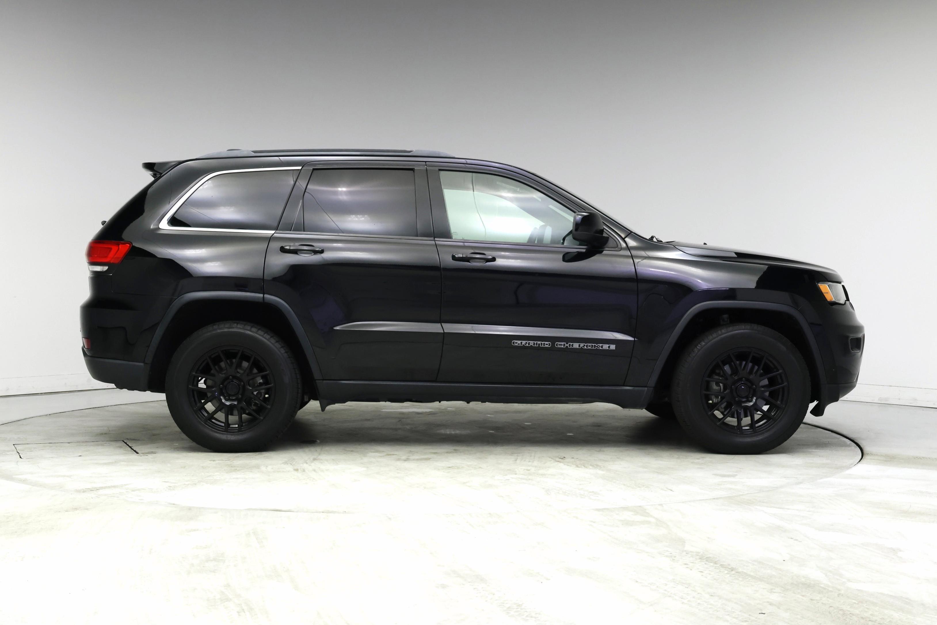 Thumbnail: 2019 Jeep Grand Cherokee - 7