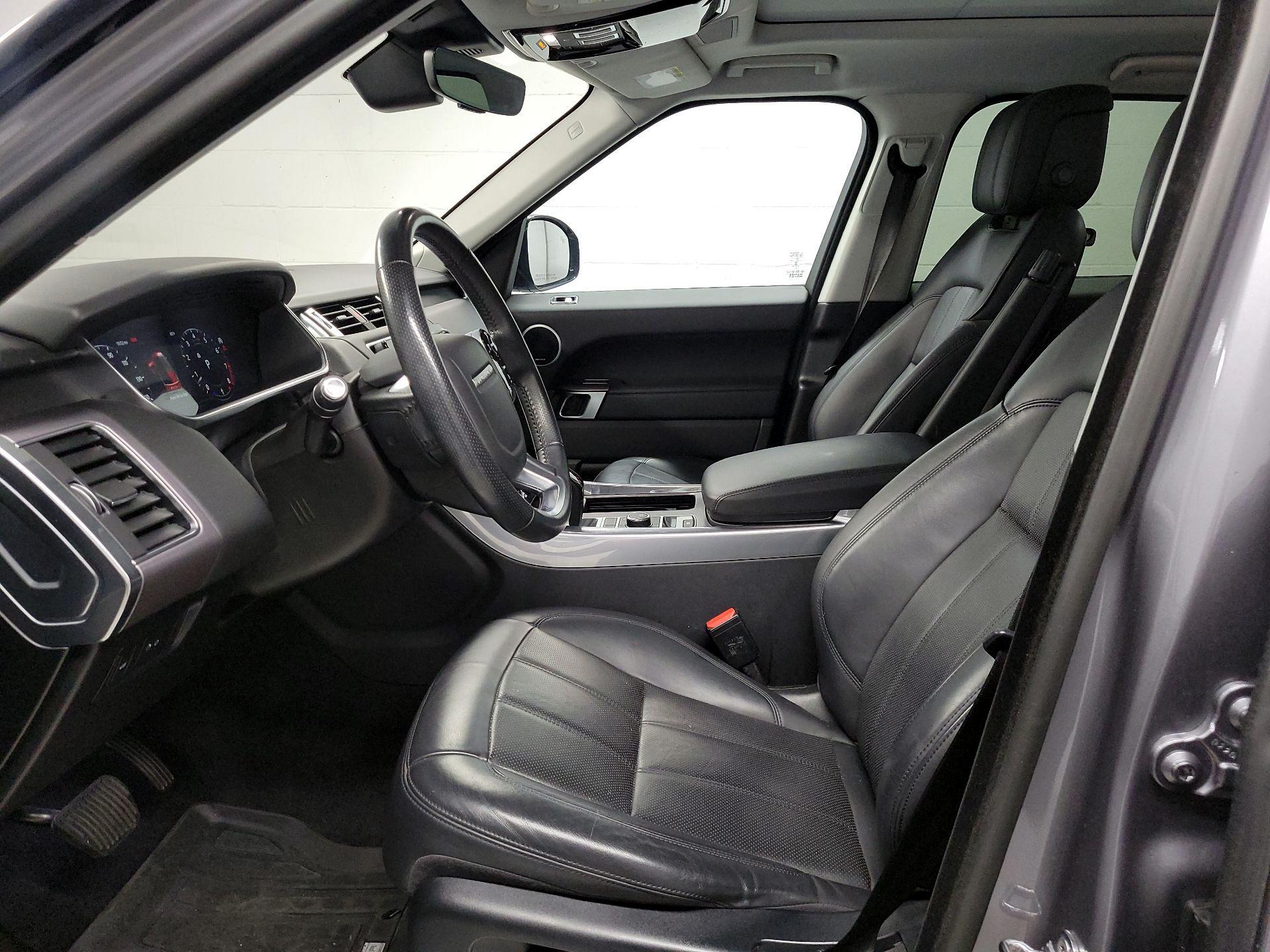 Thumbnail: 2020 Land Rover Range Rover Sport - 11