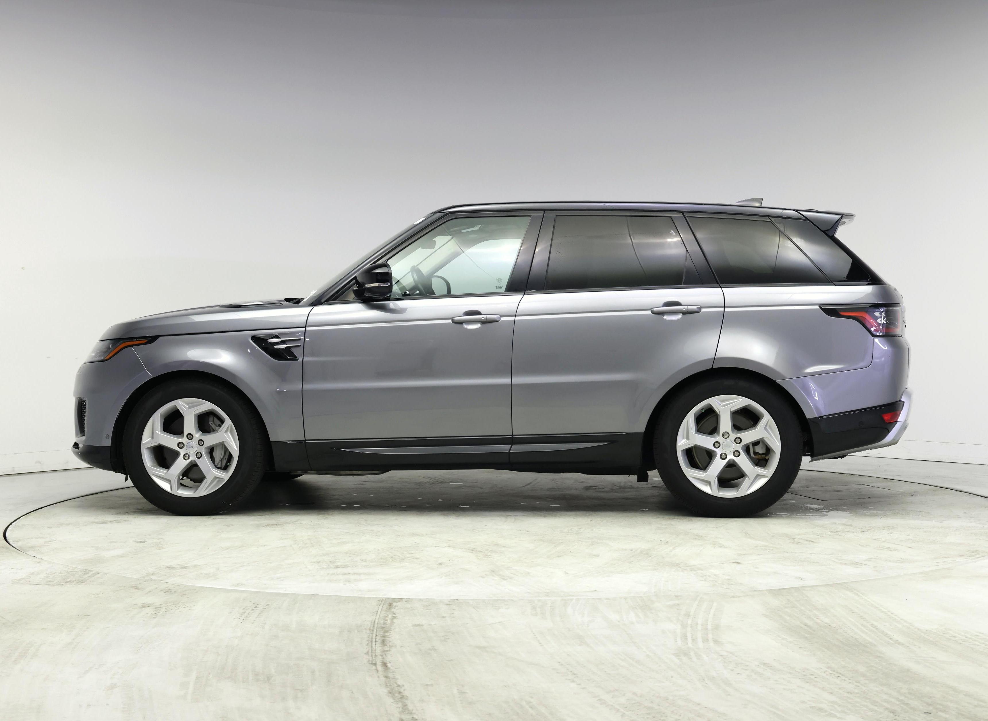 Thumbnail: 2020 Land Rover Range Rover Sport - 3