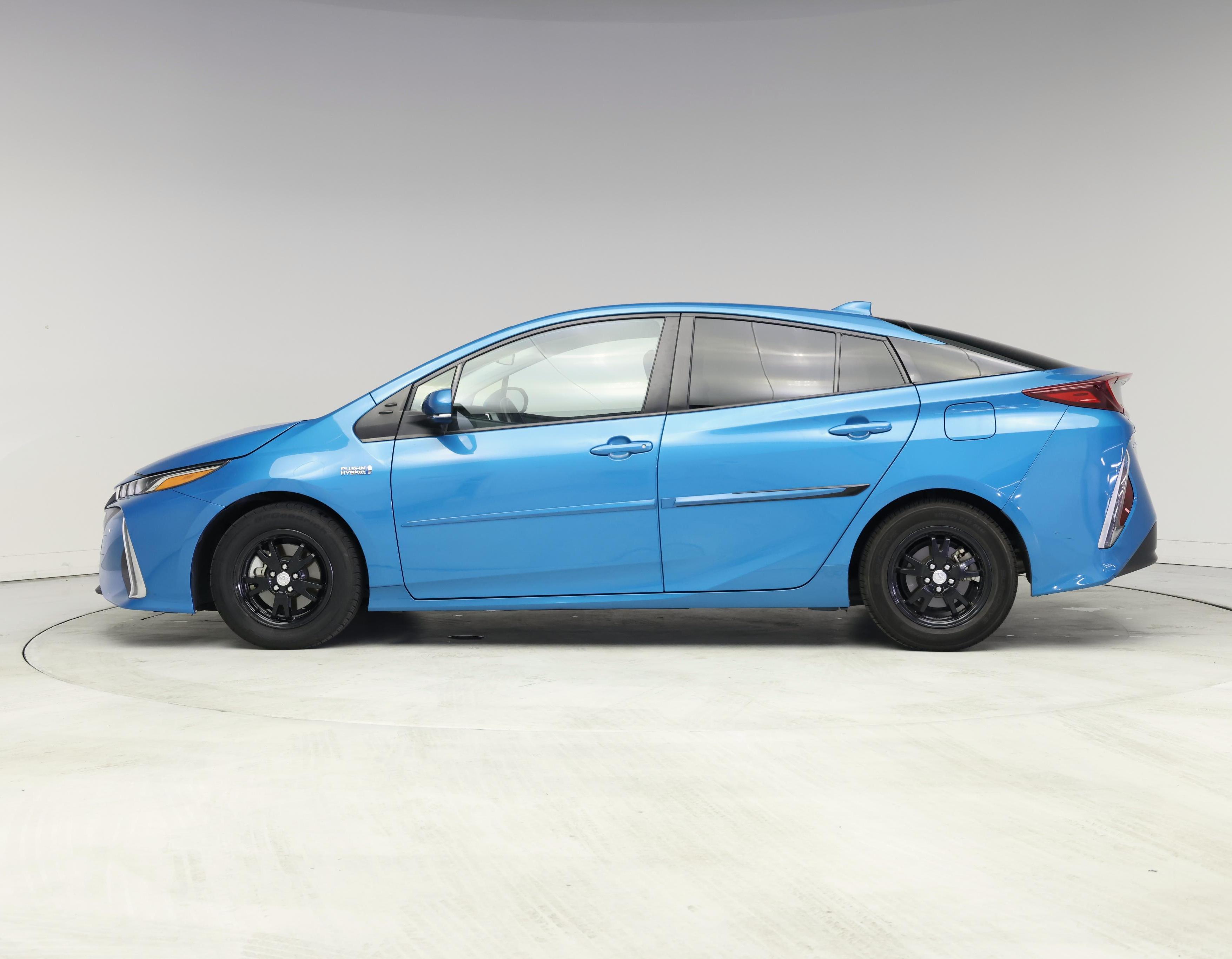 Thumbnail: 2022 Toyota Prius Prime - 3
