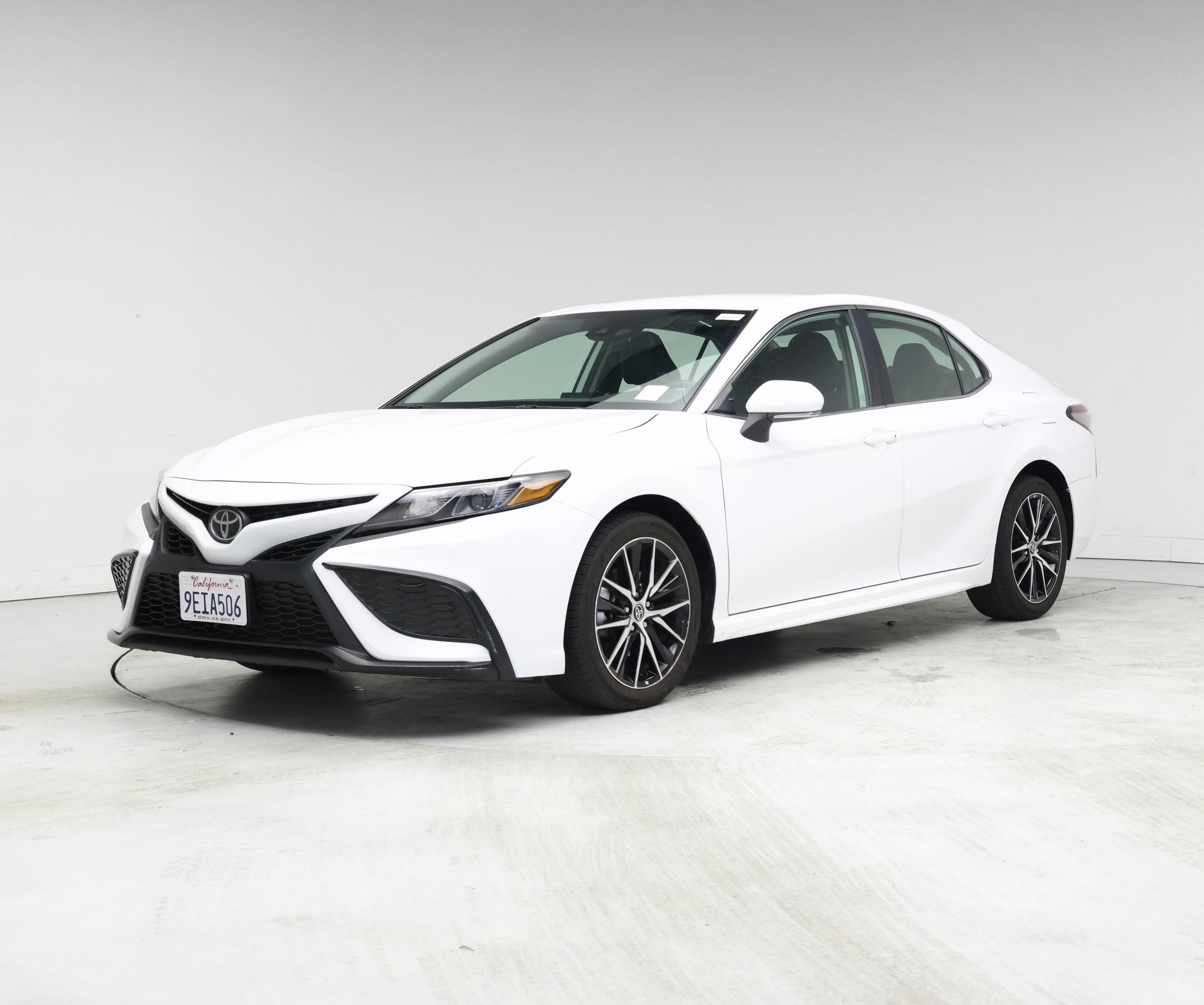 Thumbnail: 2023 Toyota Camry - 4
