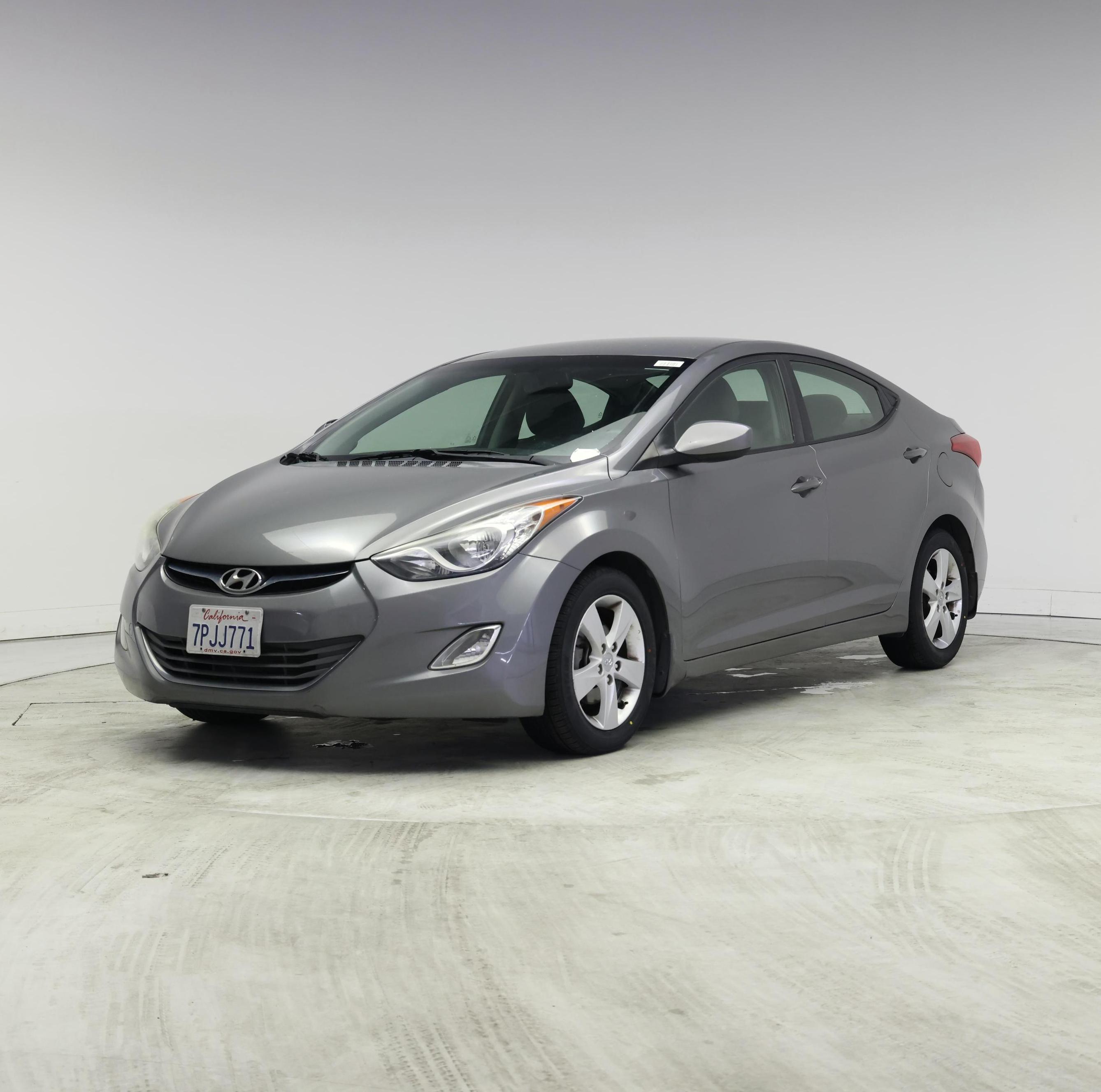 Thumbnail: 2013 Hyundai Elantra - 4