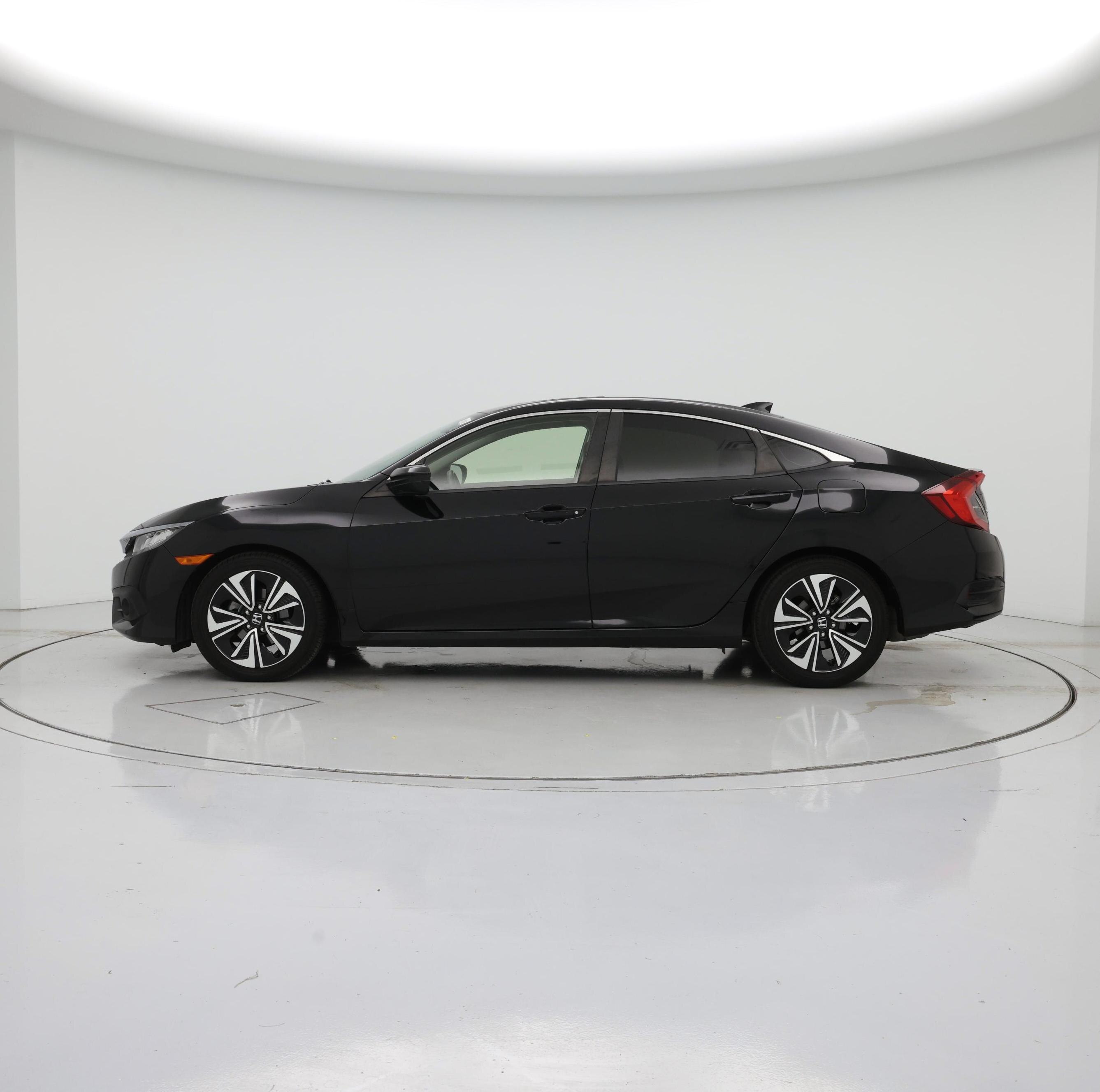 Thumbnail: 2018 Honda Civic - 3