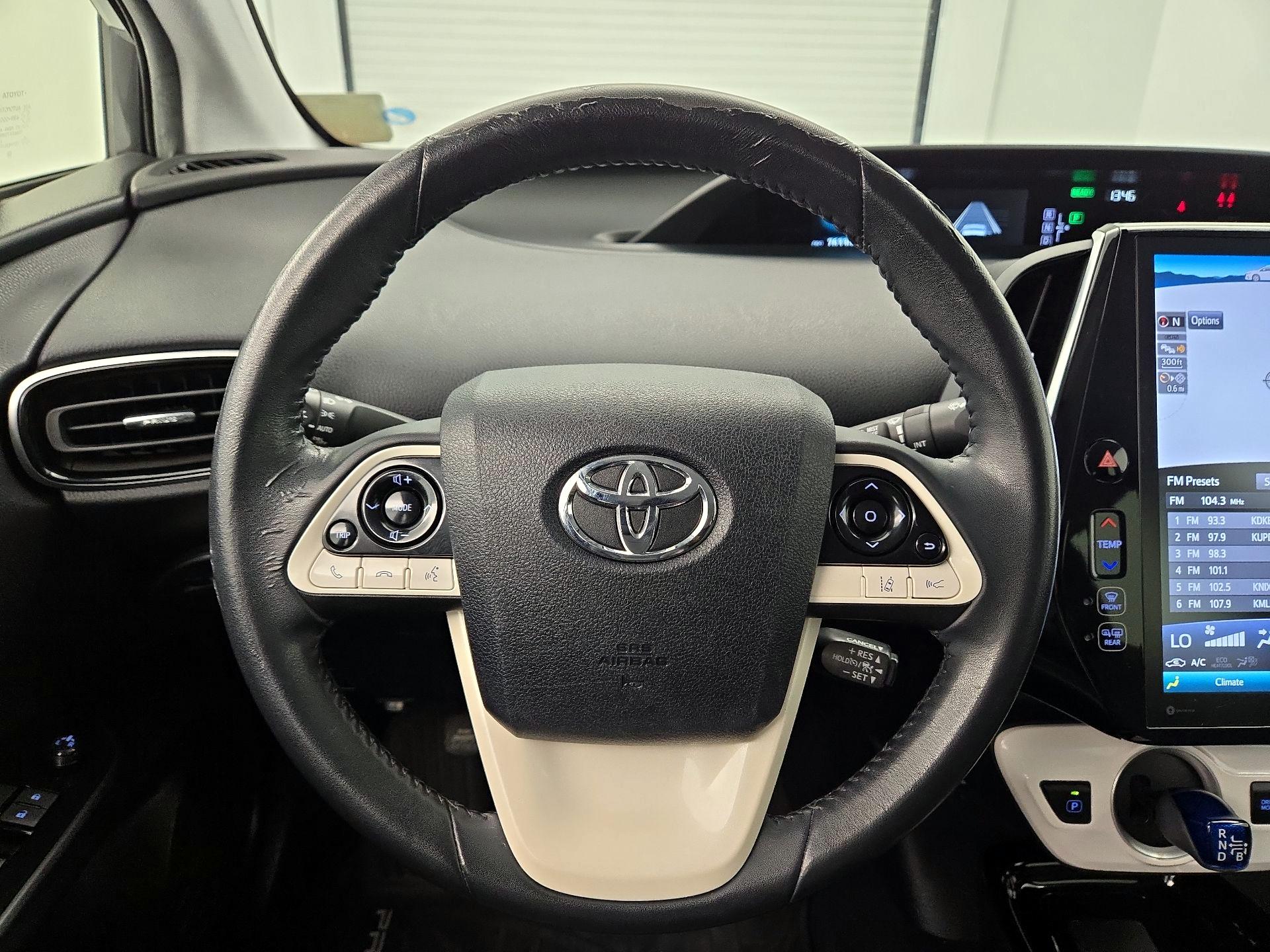 Thumbnail: 2018 Toyota Prius Prime - 10