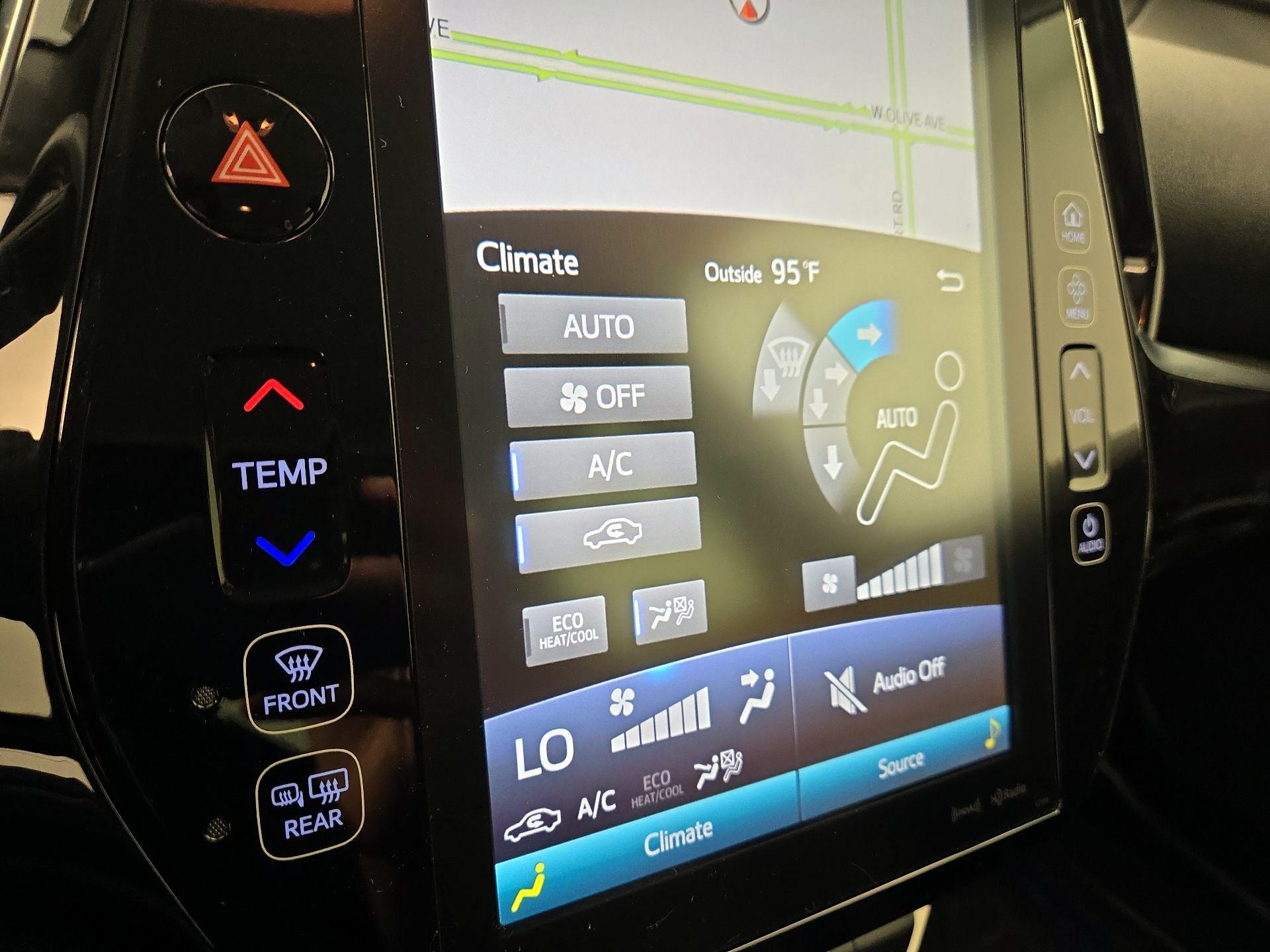 Thumbnail: 2018 Toyota Prius Prime - 17