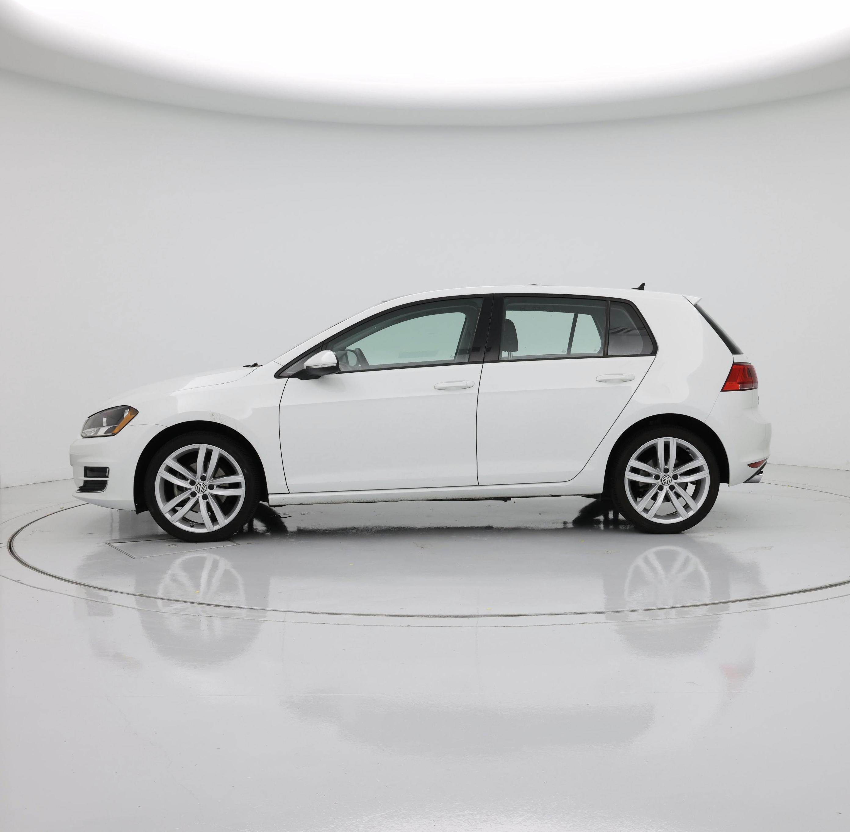 Thumbnail: 2017 Volkswagen Golf - 3