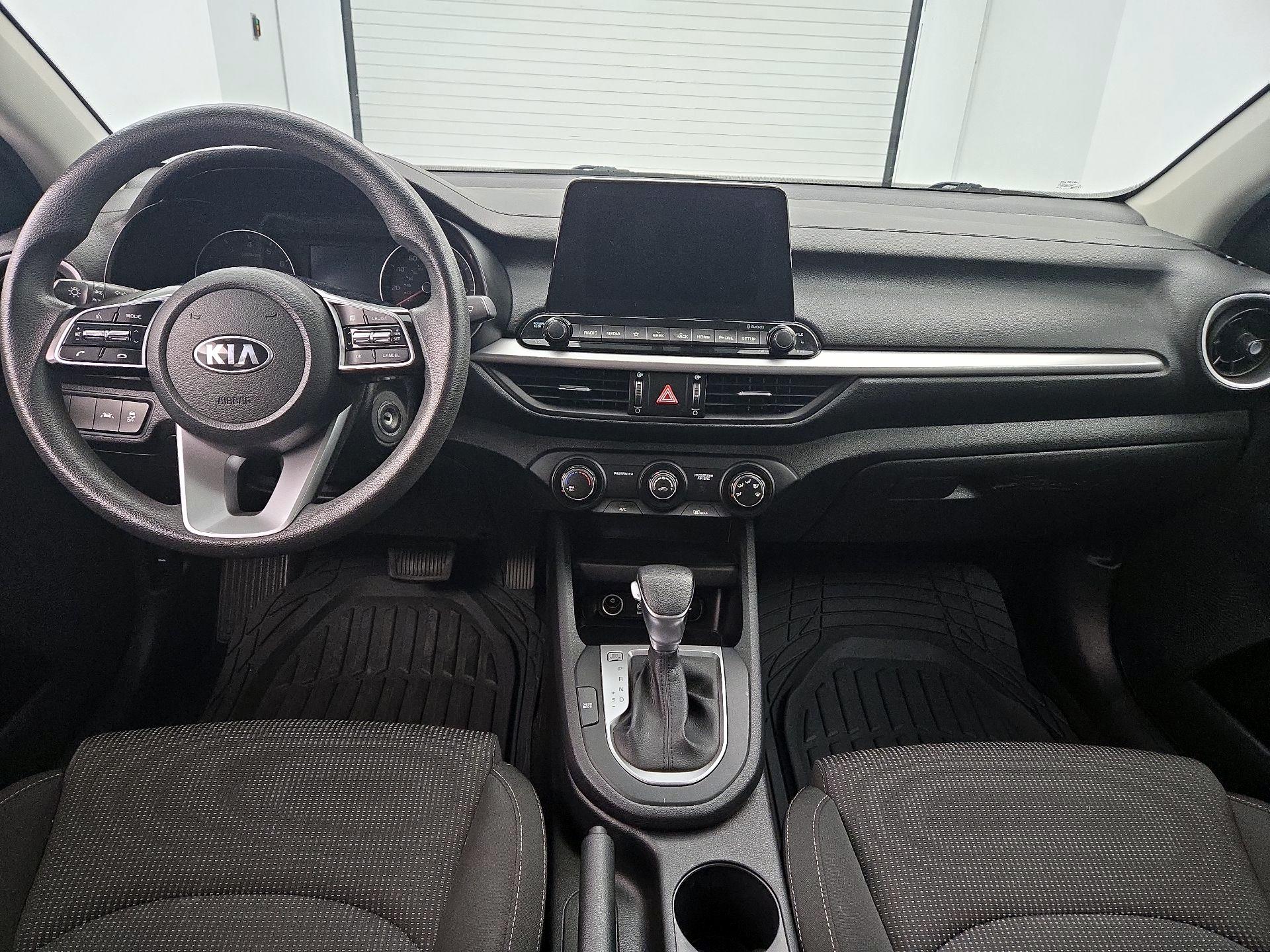 Thumbnail: 2021 Kia Forte - 9