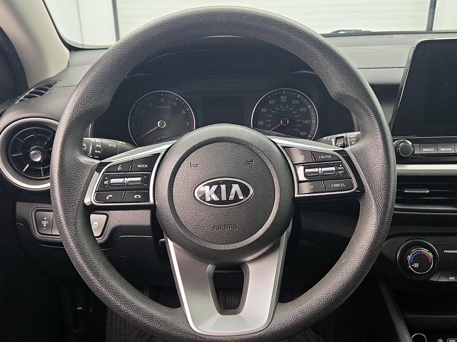 Thumbnail: 2021 Kia Forte - 10