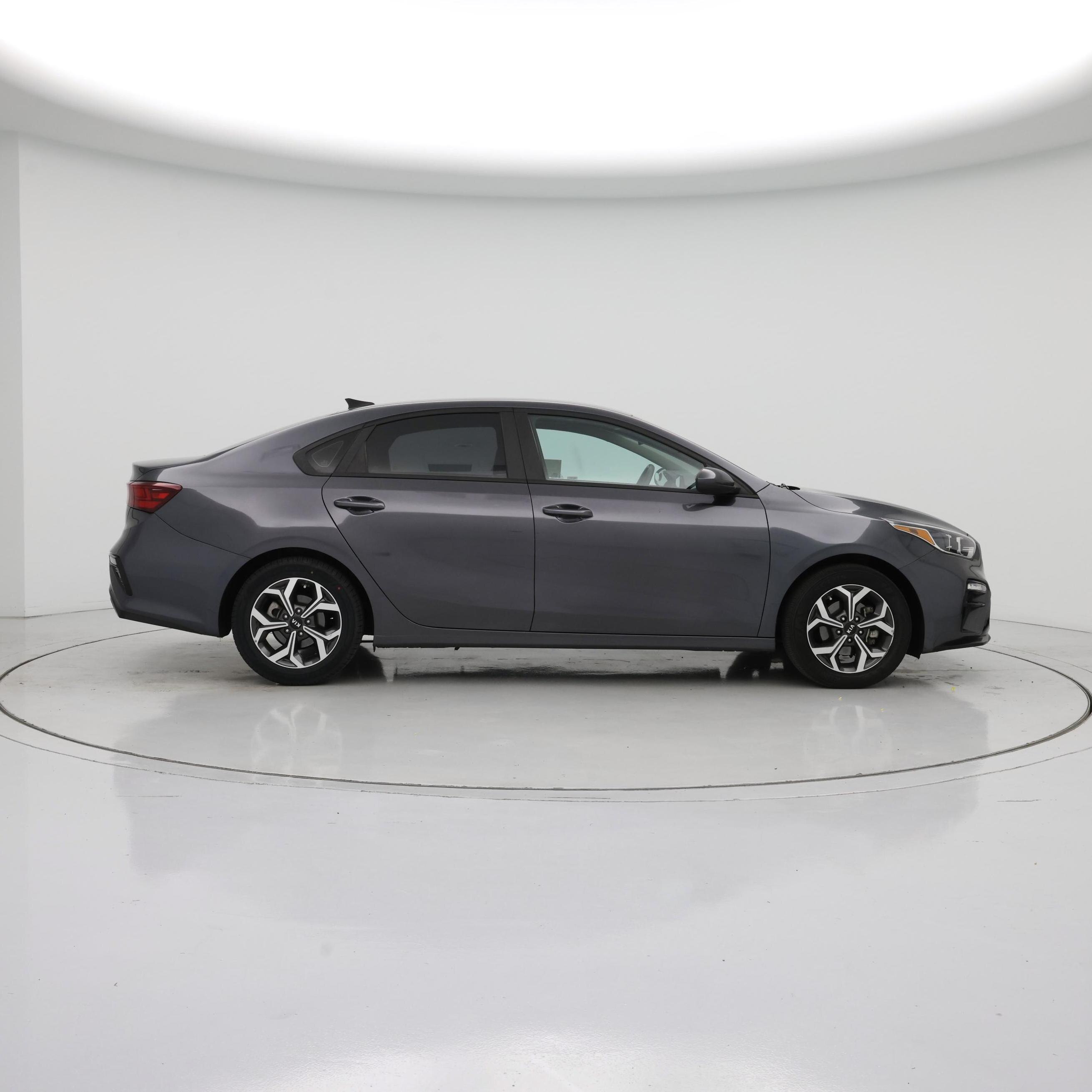 Thumbnail: 2021 Kia Forte - 7