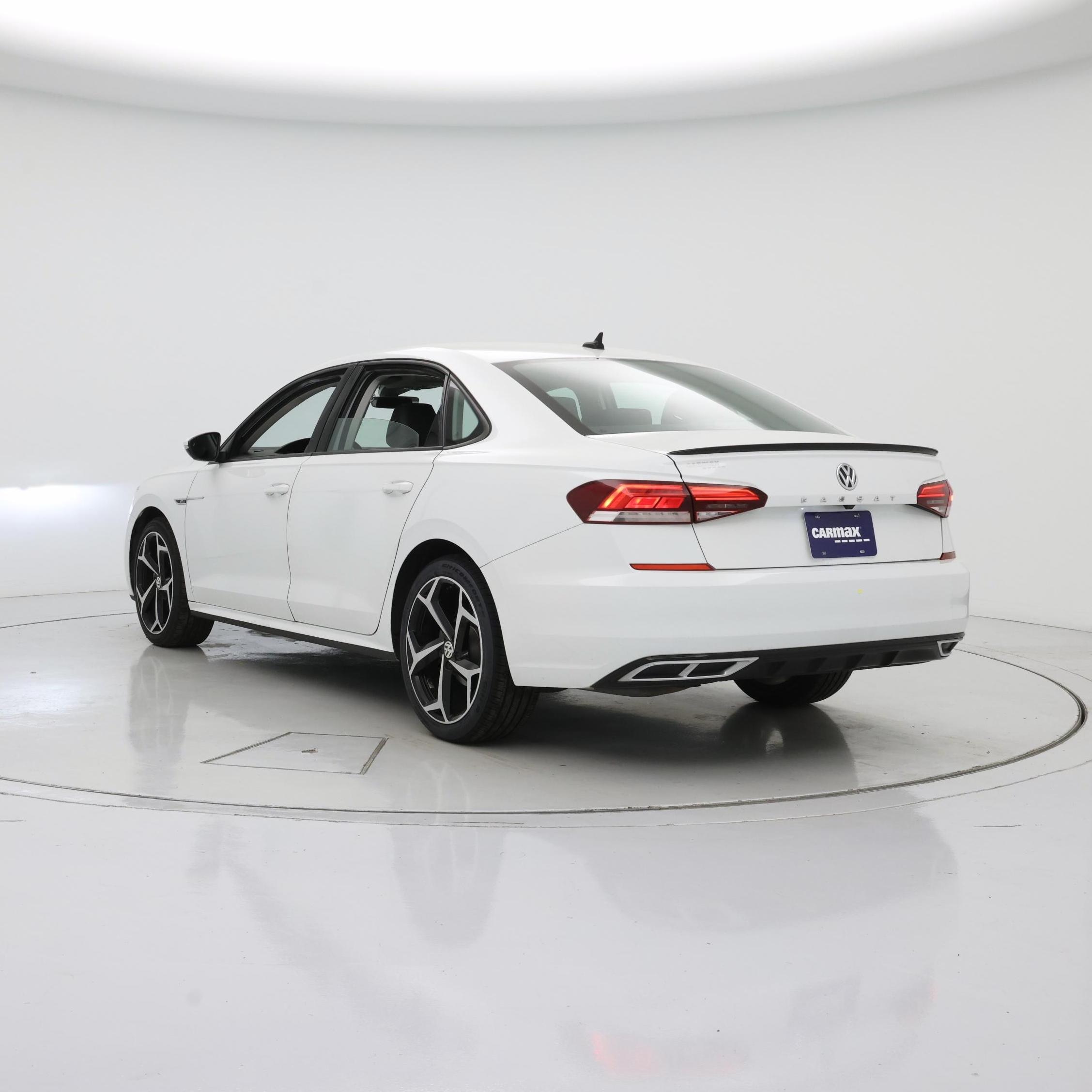 Thumbnail: 2020 Volkswagen Passat - 2