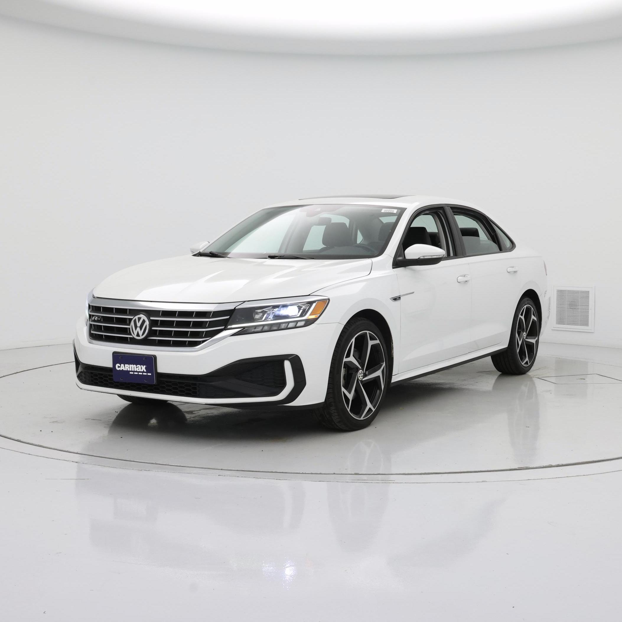 Thumbnail: 2020 Volkswagen Passat - 4