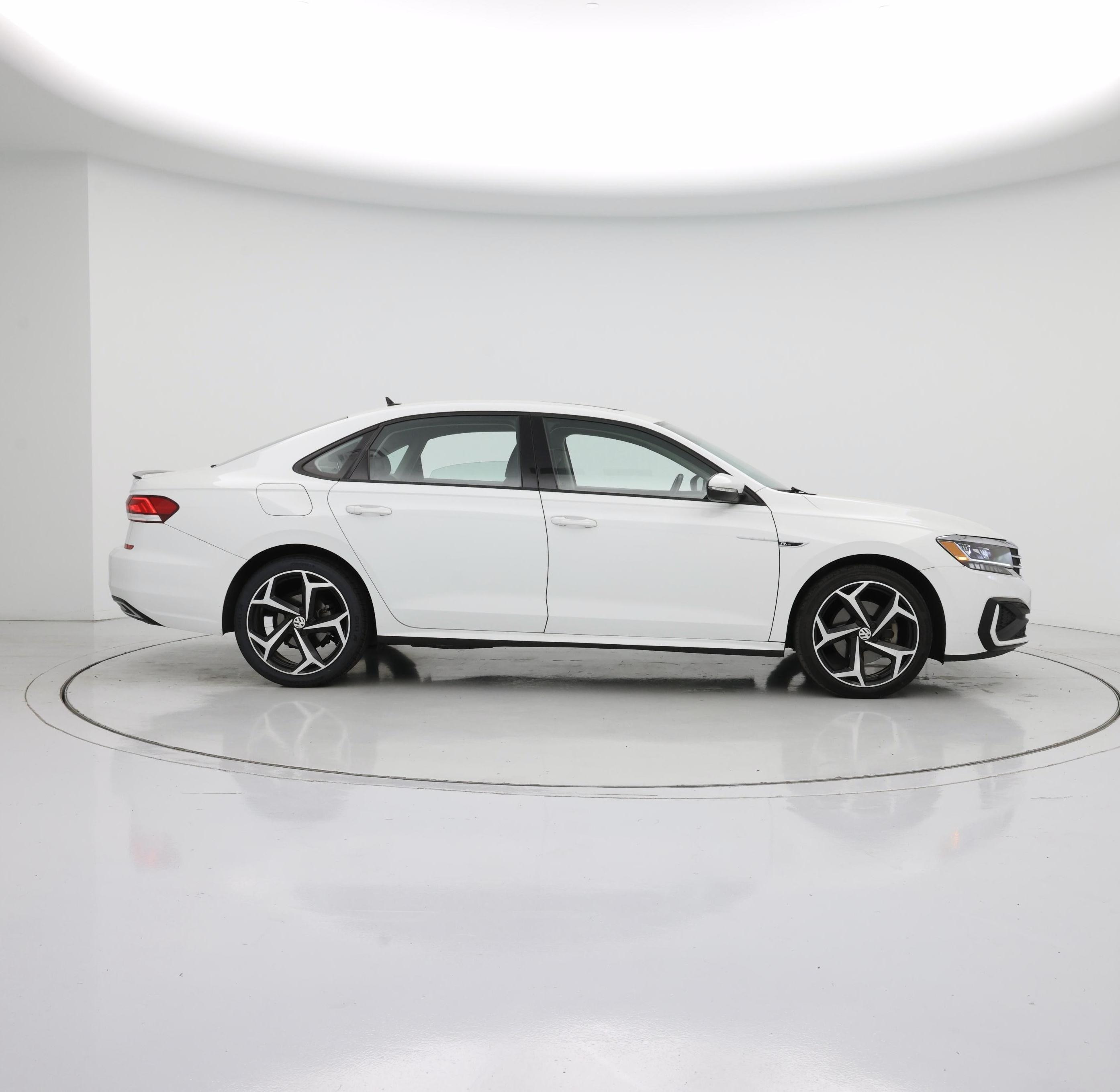 Thumbnail: 2020 Volkswagen Passat - 7
