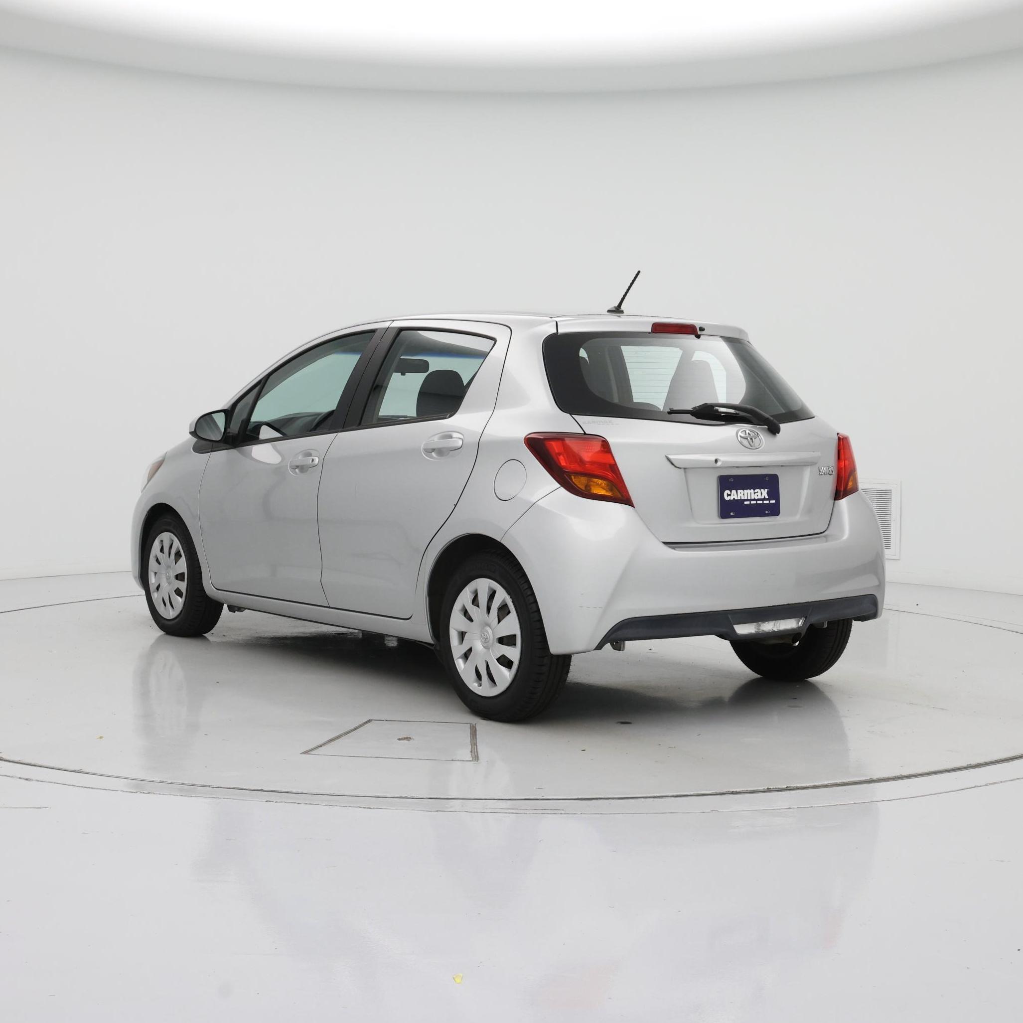 Thumbnail: 2015 Toyota Yaris - 2