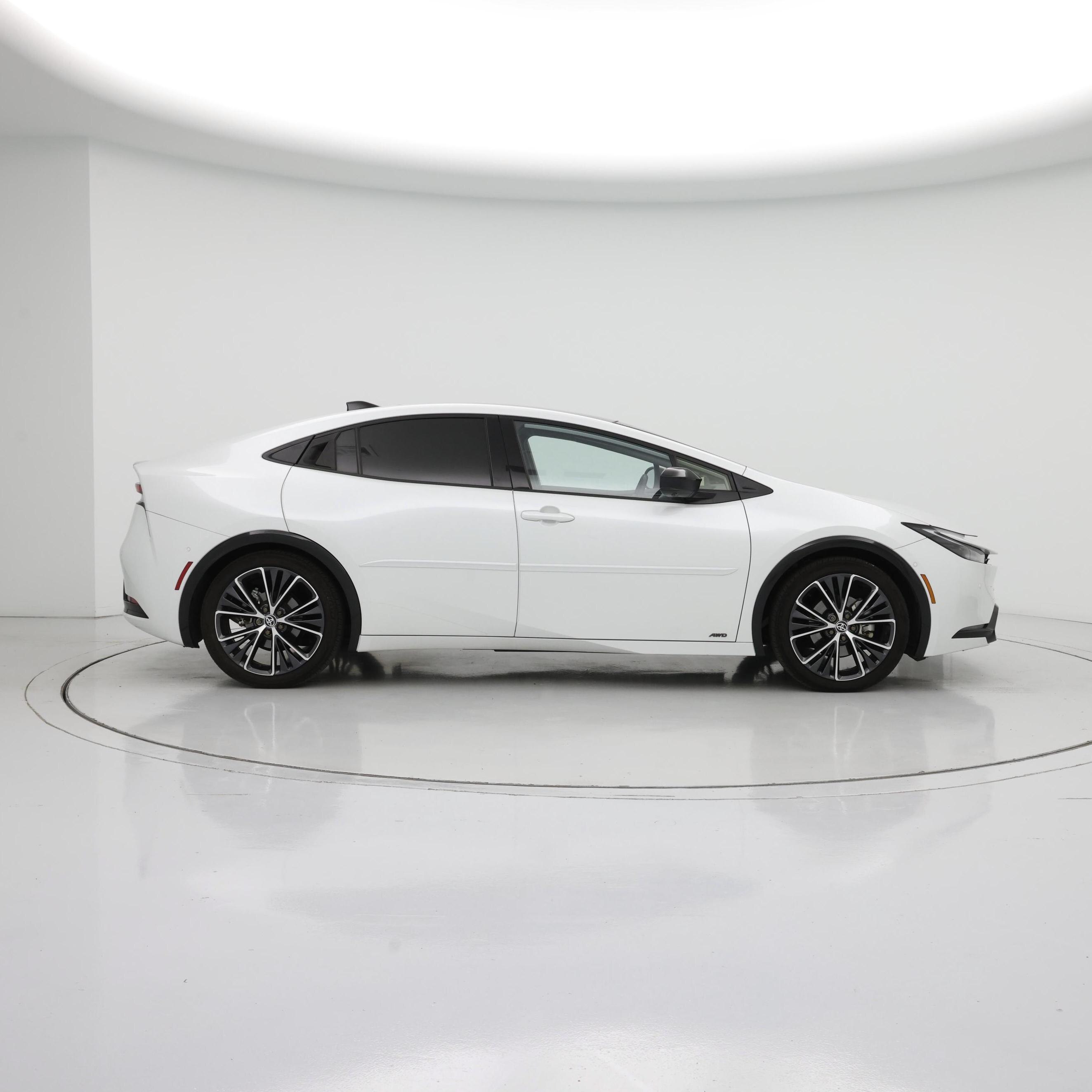 Thumbnail: 2024 Toyota Prius - 7