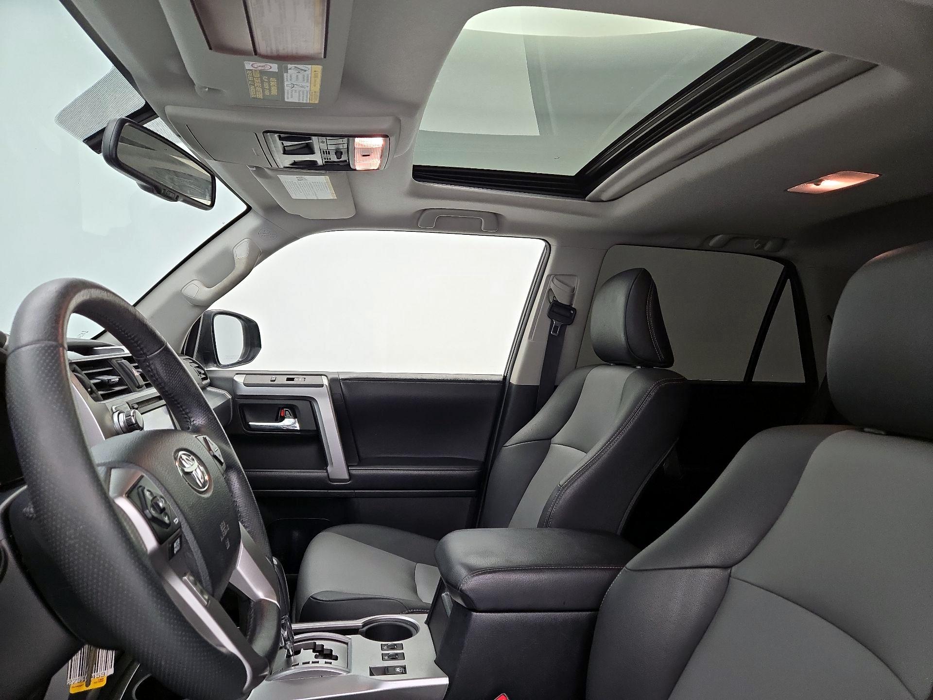Thumbnail: 2019 Toyota 4Runner - 19