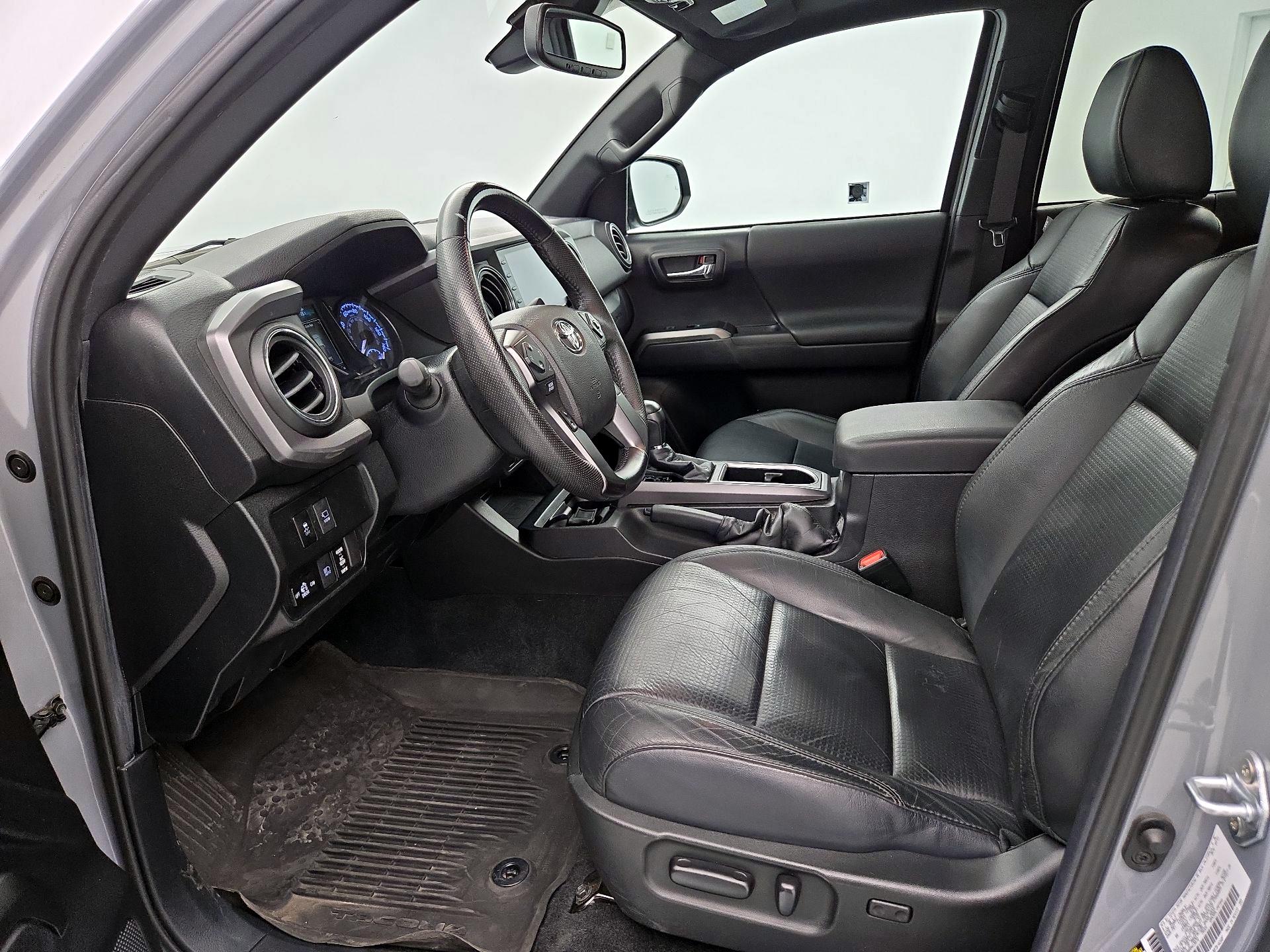 Thumbnail: 2021 Toyota Tacoma - 11