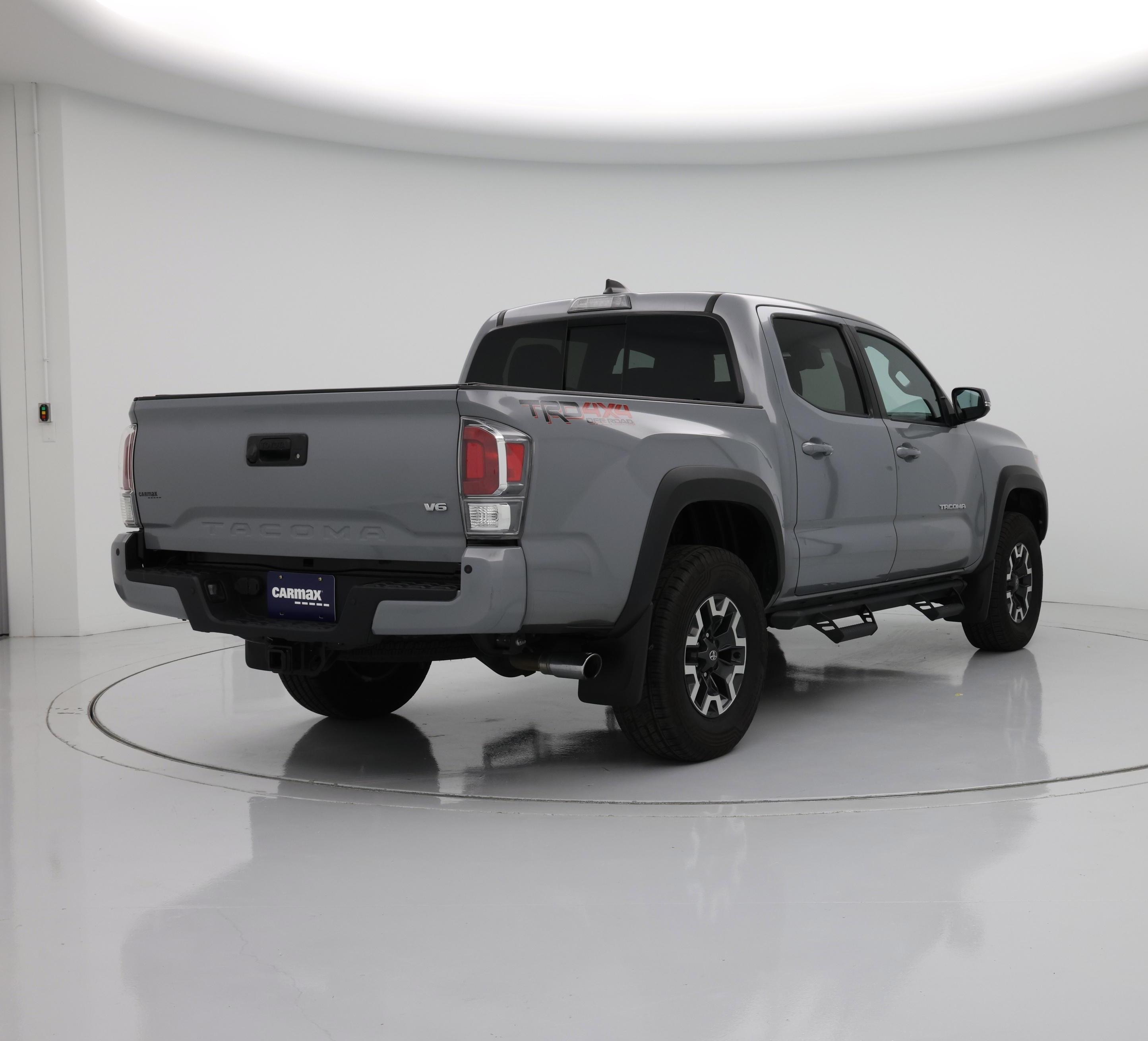 Thumbnail: 2021 Toyota Tacoma - 8