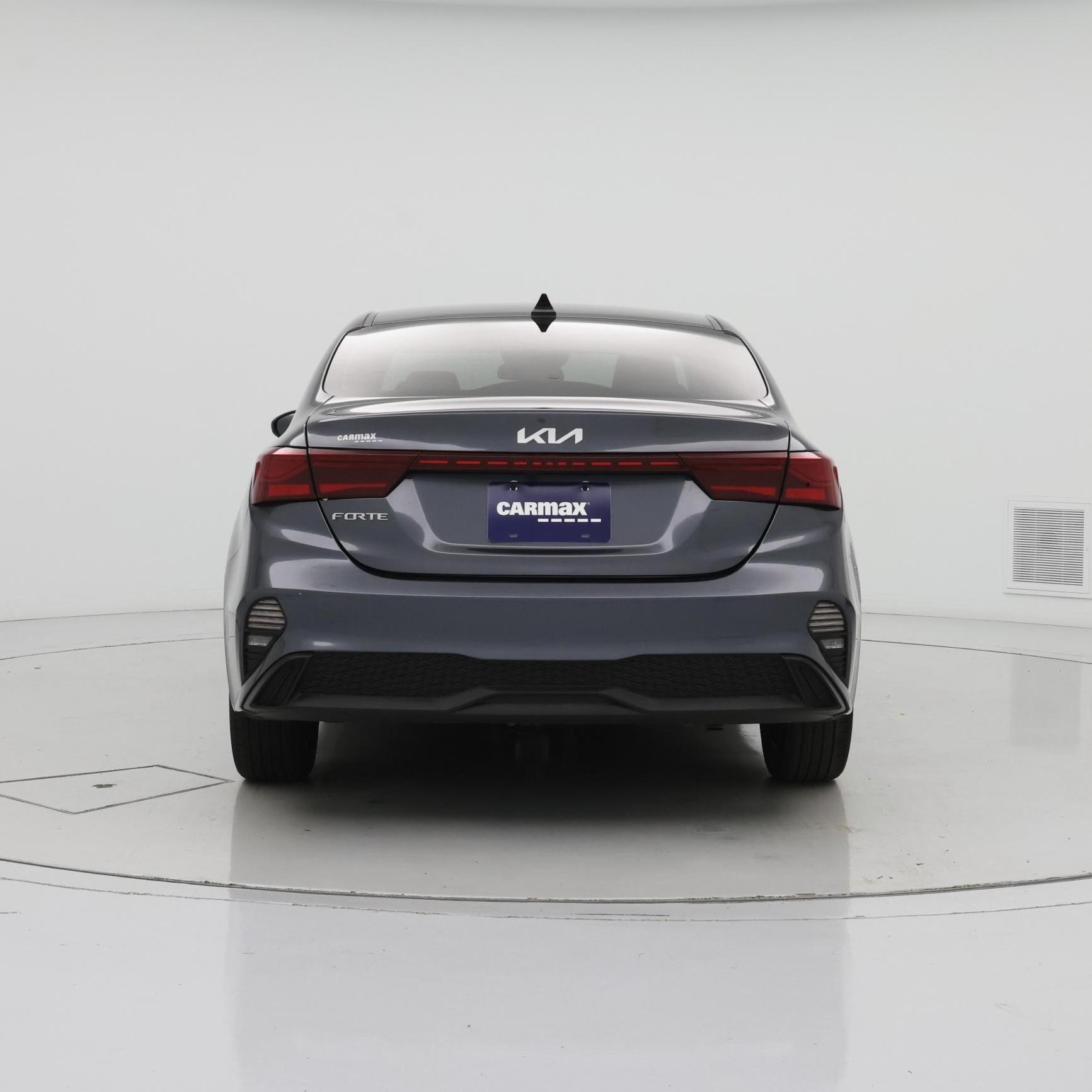 Thumbnail: 2022 Kia Forte - 6