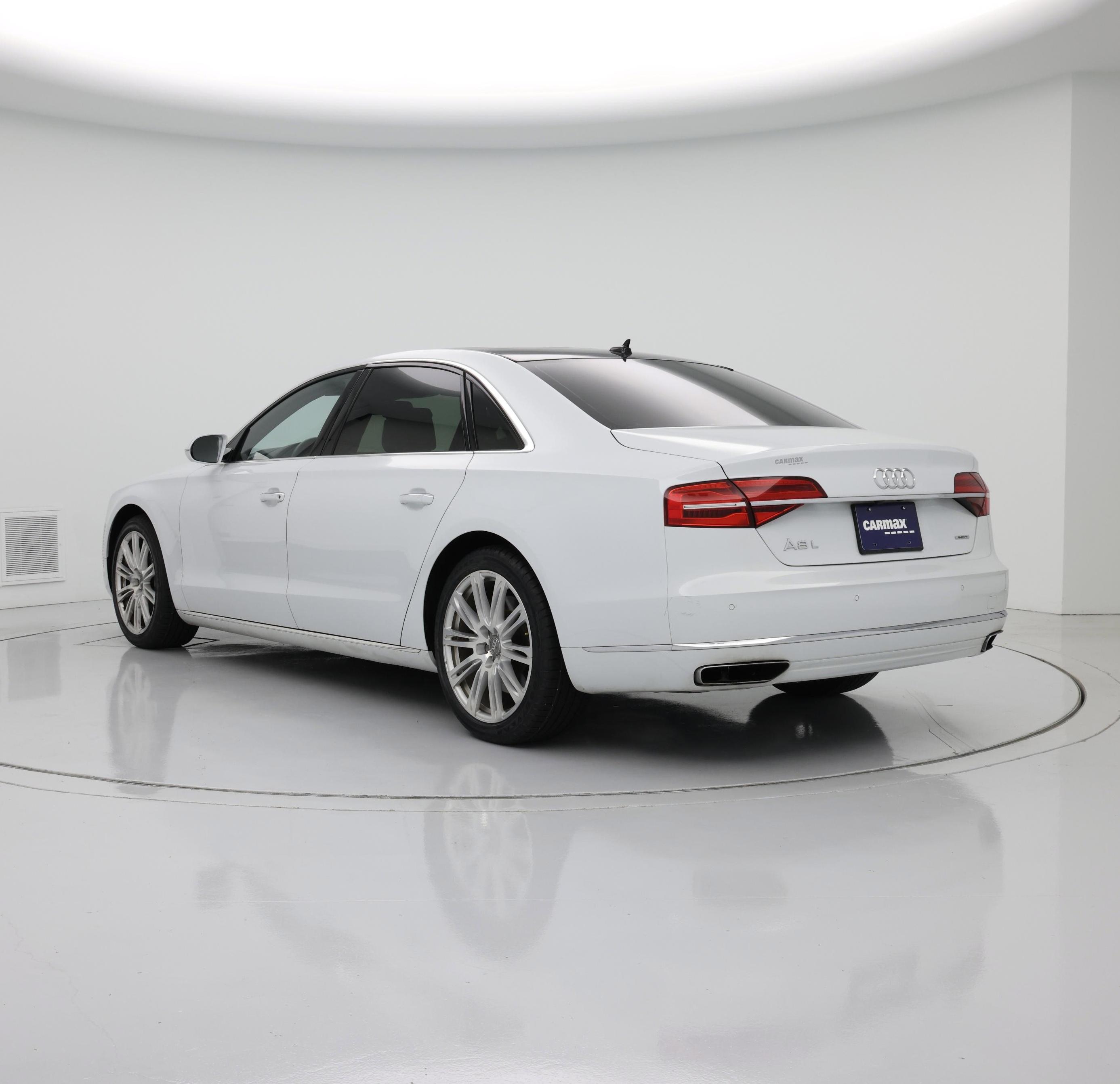 Thumbnail: 2016 Audi A8 - 2