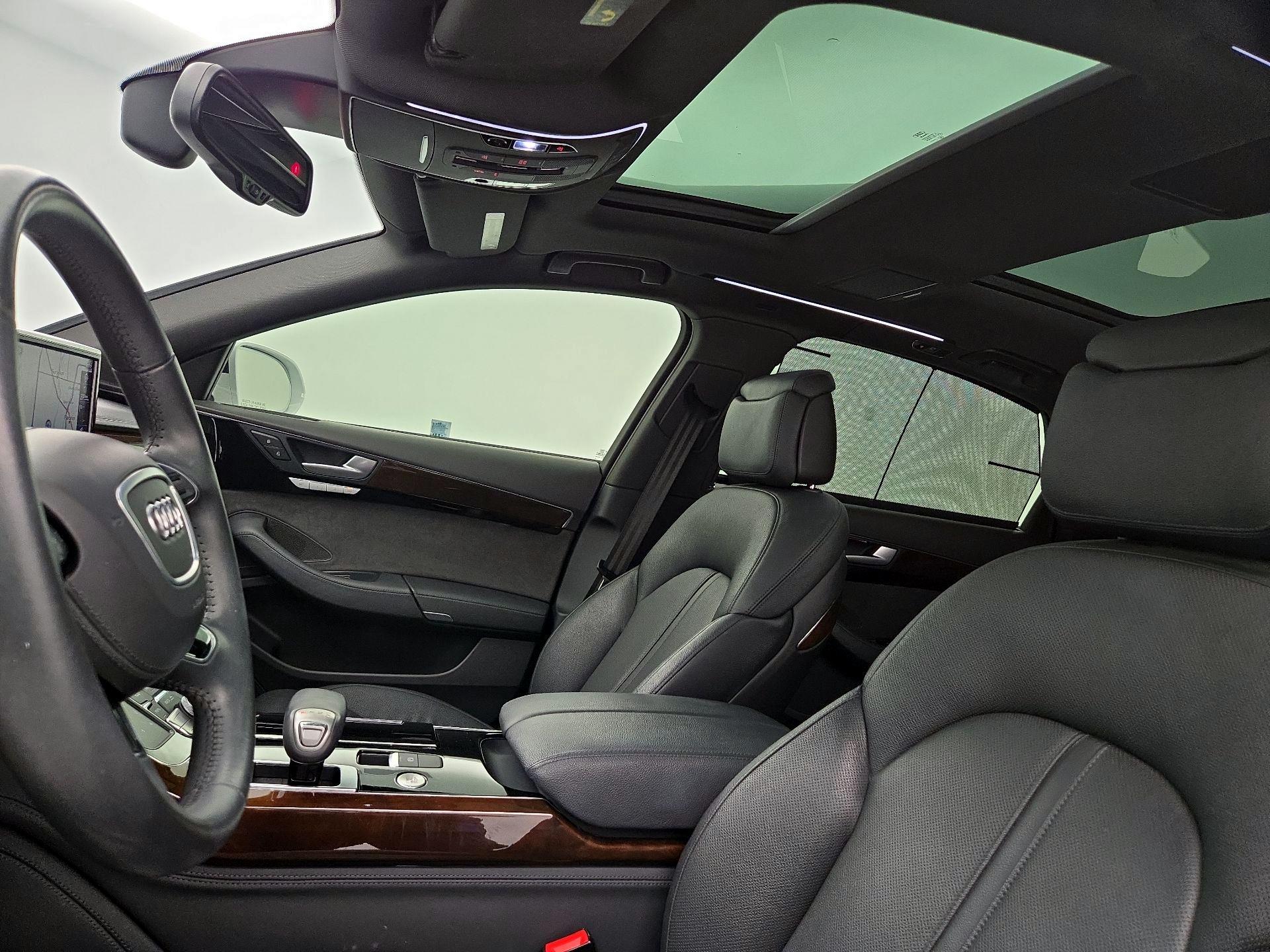 Thumbnail: 2016 Audi A8 - 19
