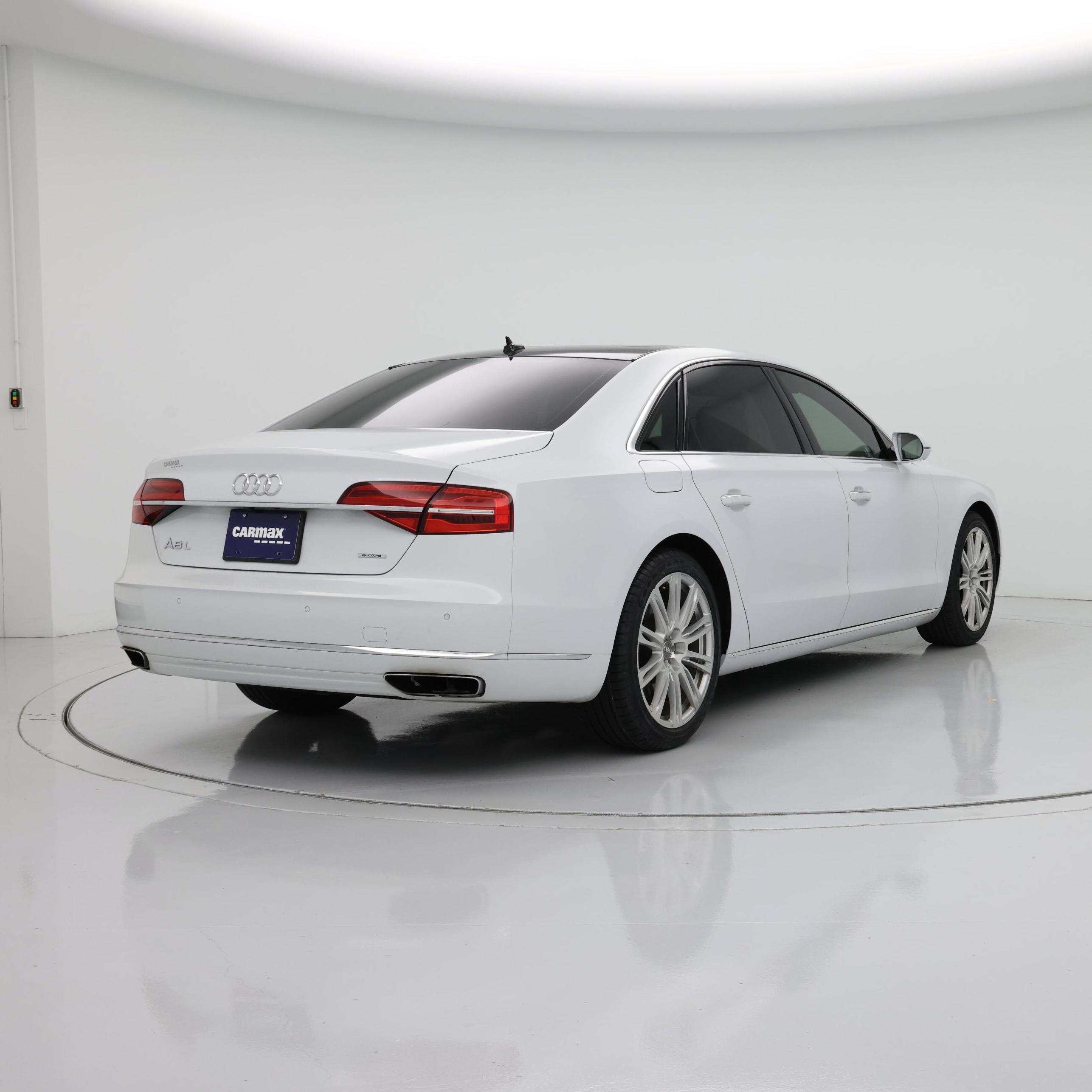 Thumbnail: 2016 Audi A8 - 8