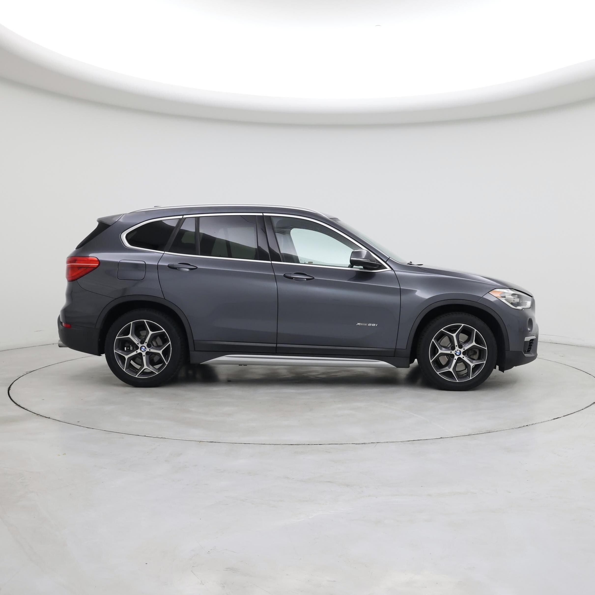 Thumbnail: 2016 BMW X1 - 7