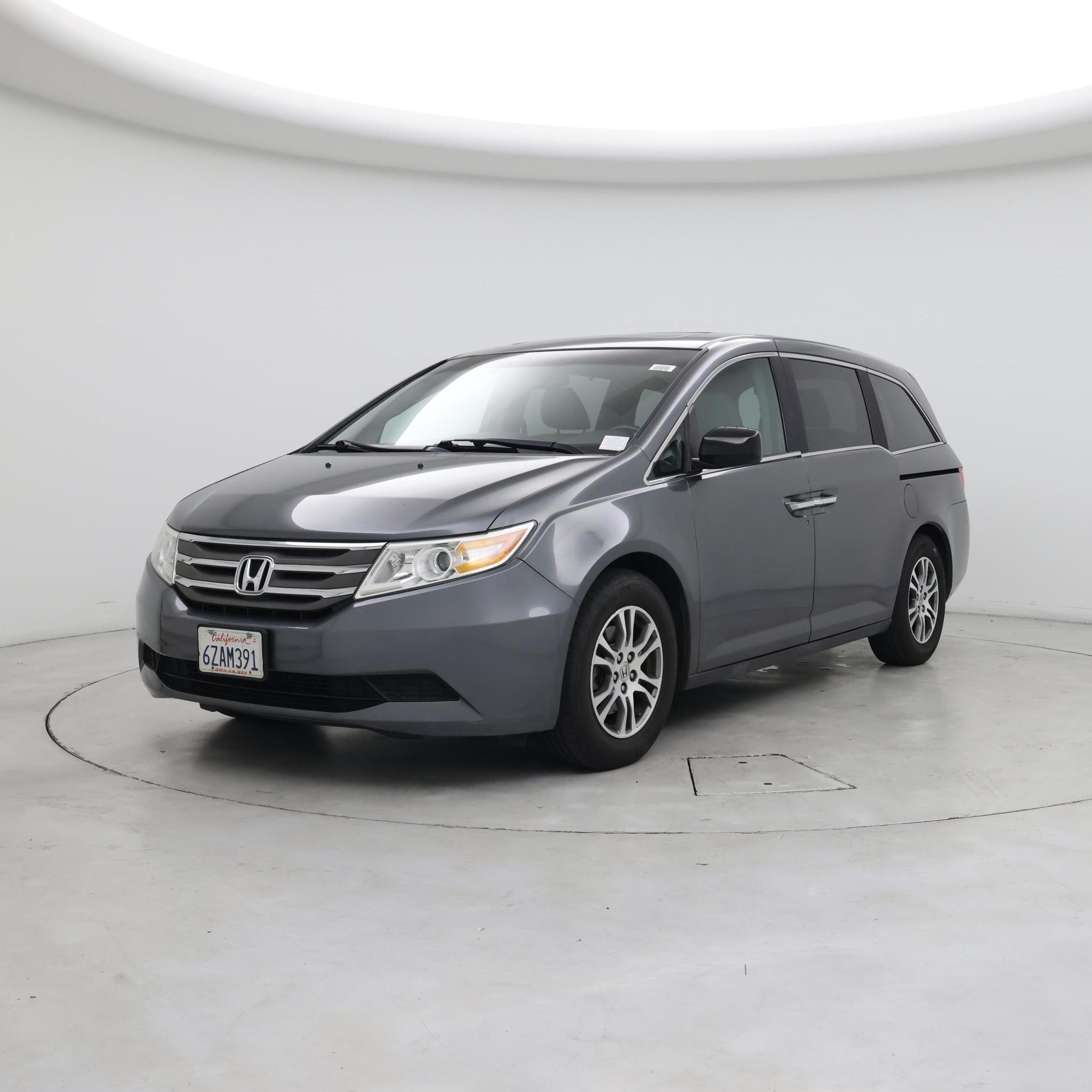 Thumbnail: 2013 Honda Odyssey - 4