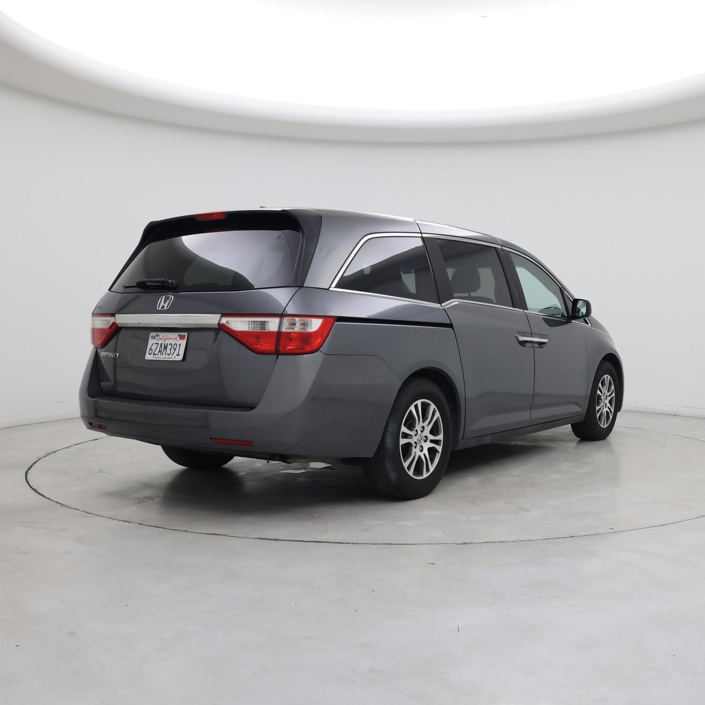 Thumbnail: 2013 Honda Odyssey - 8
