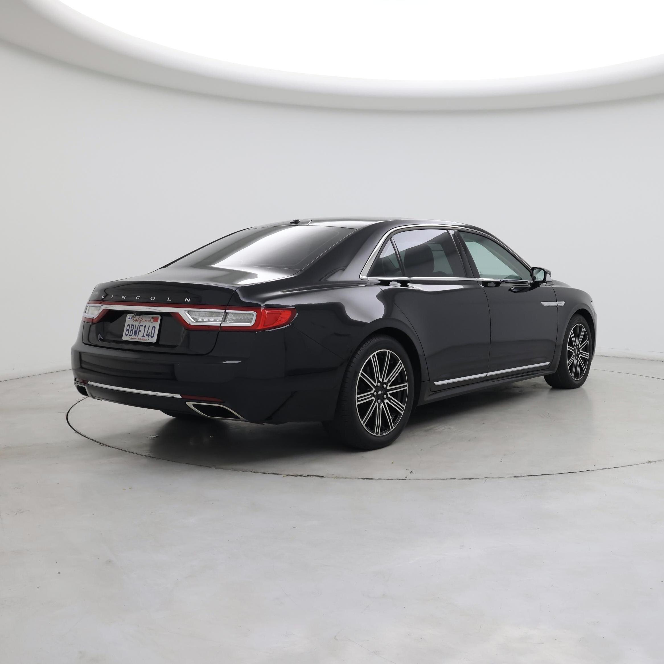 Thumbnail: 2017 Lincoln Continental - 8