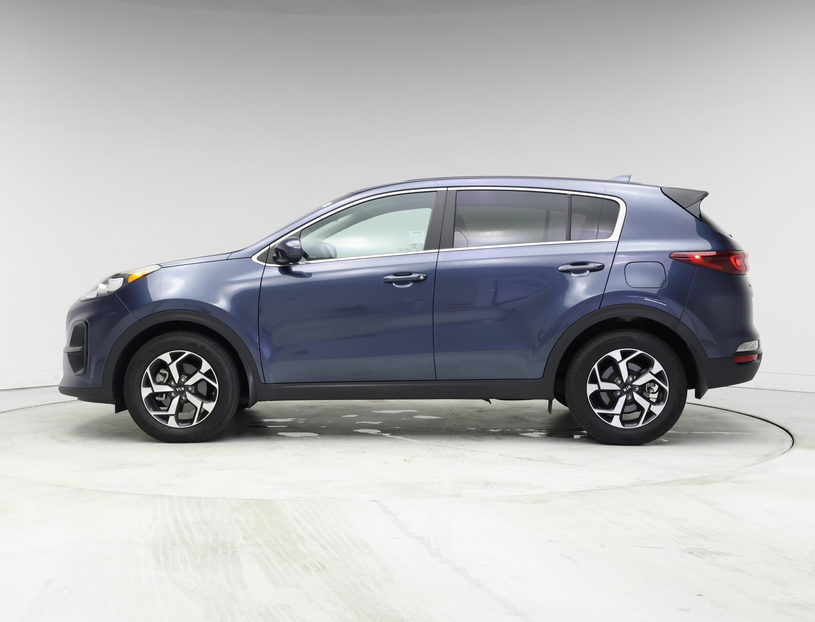 Thumbnail: 2022 Kia Sportage - 3