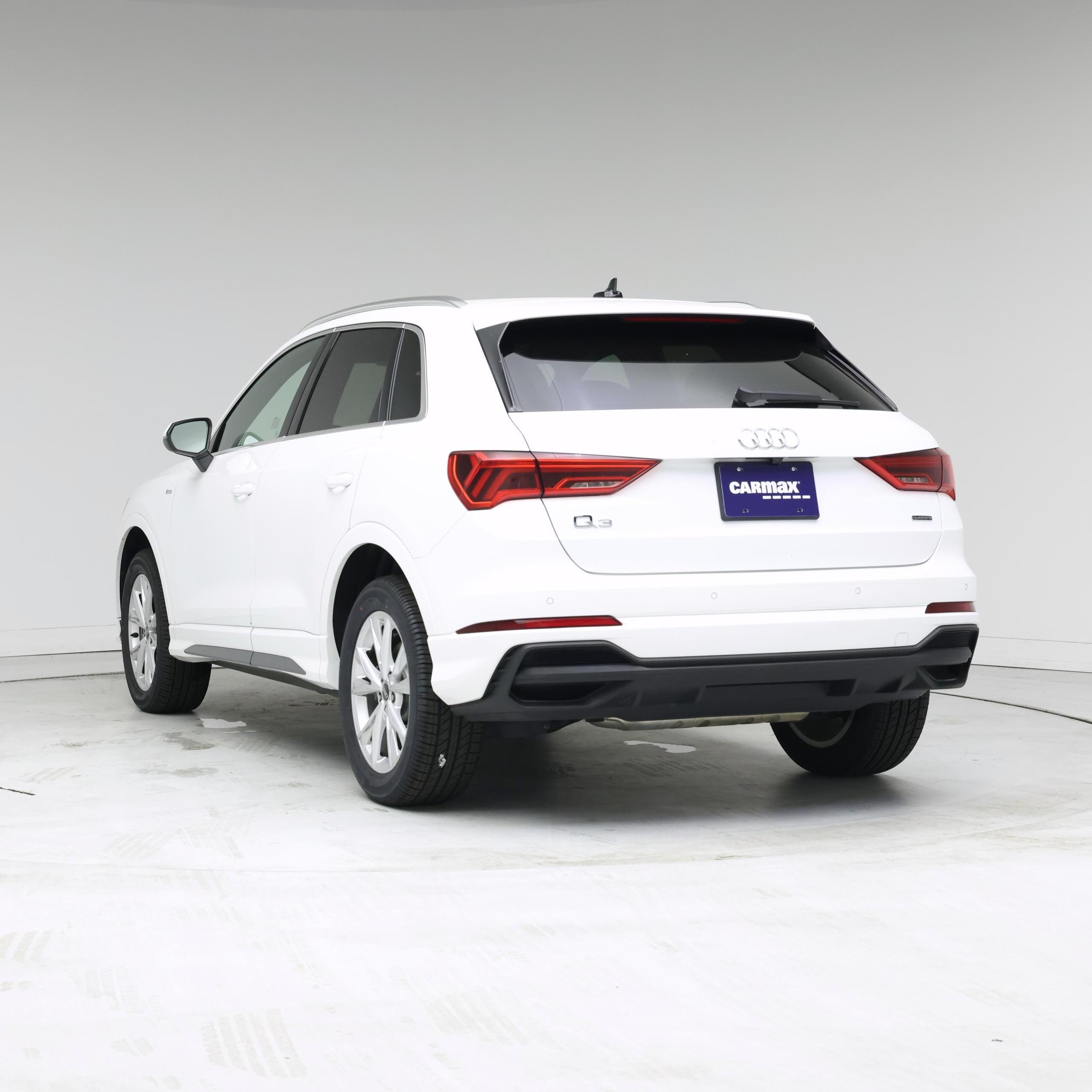 Thumbnail: 2022 Audi Q3 - 2