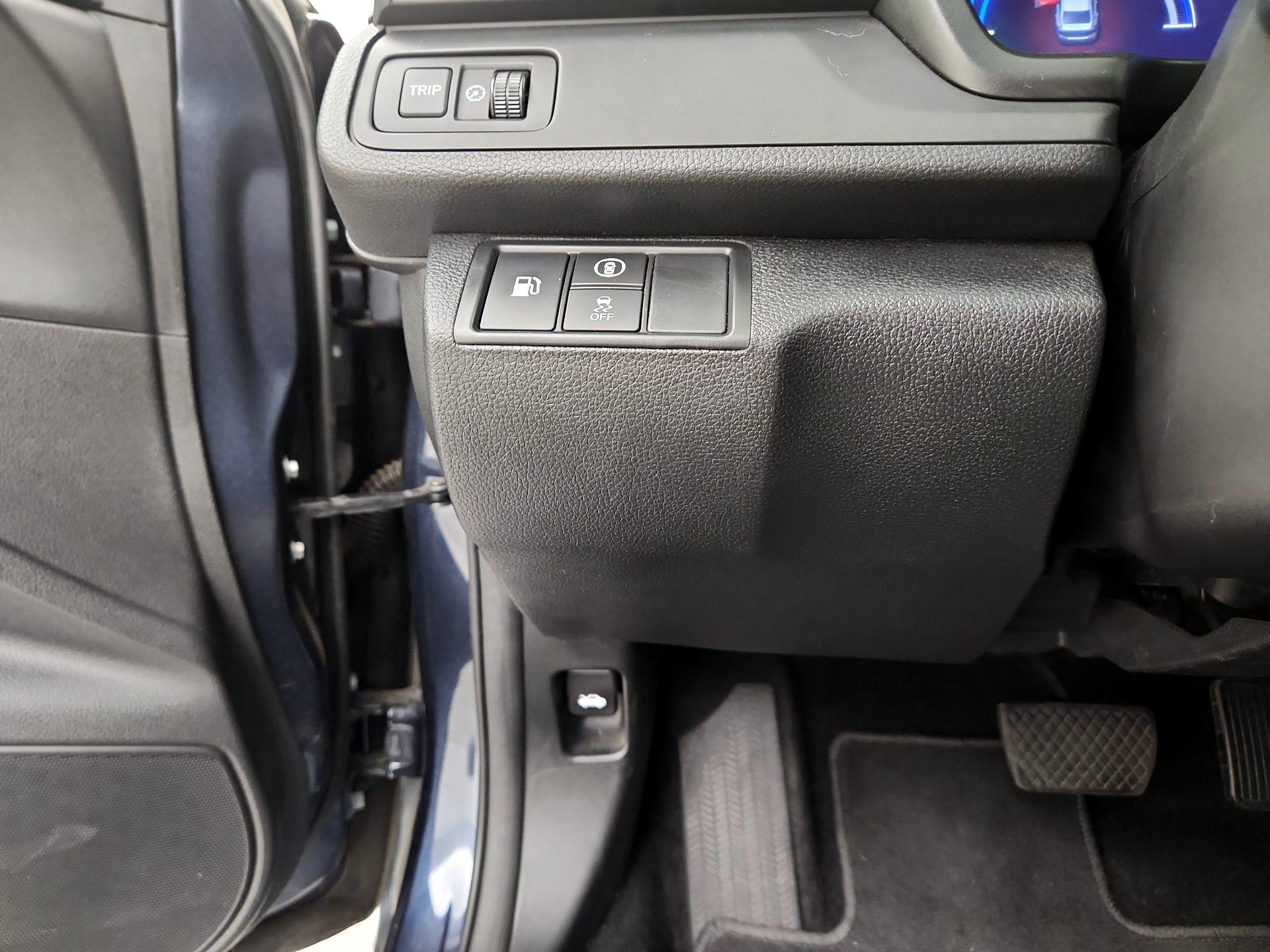 Thumbnail: 2019 Honda Insight - 13