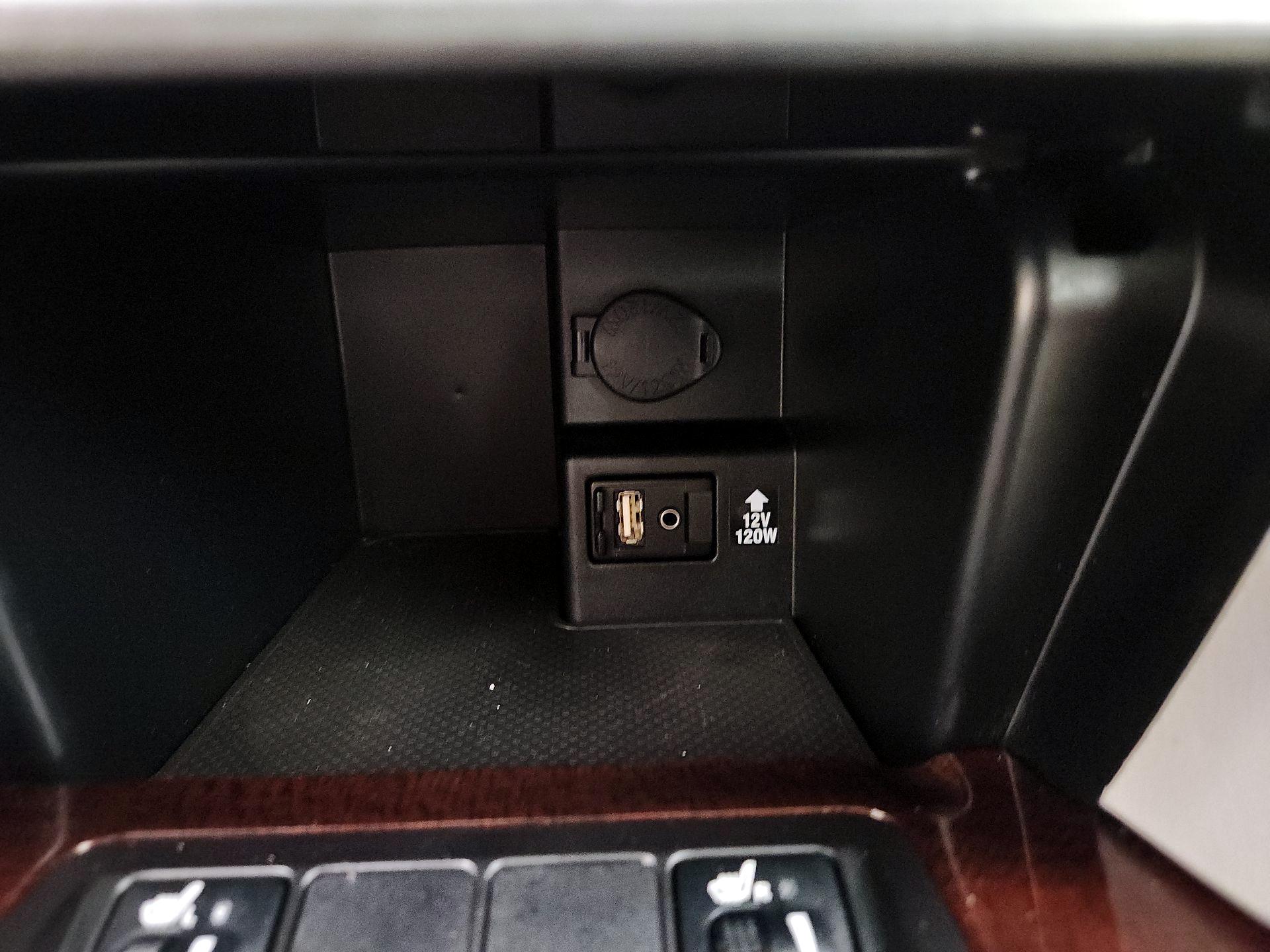Thumbnail: 2014 Toyota Camry - 17