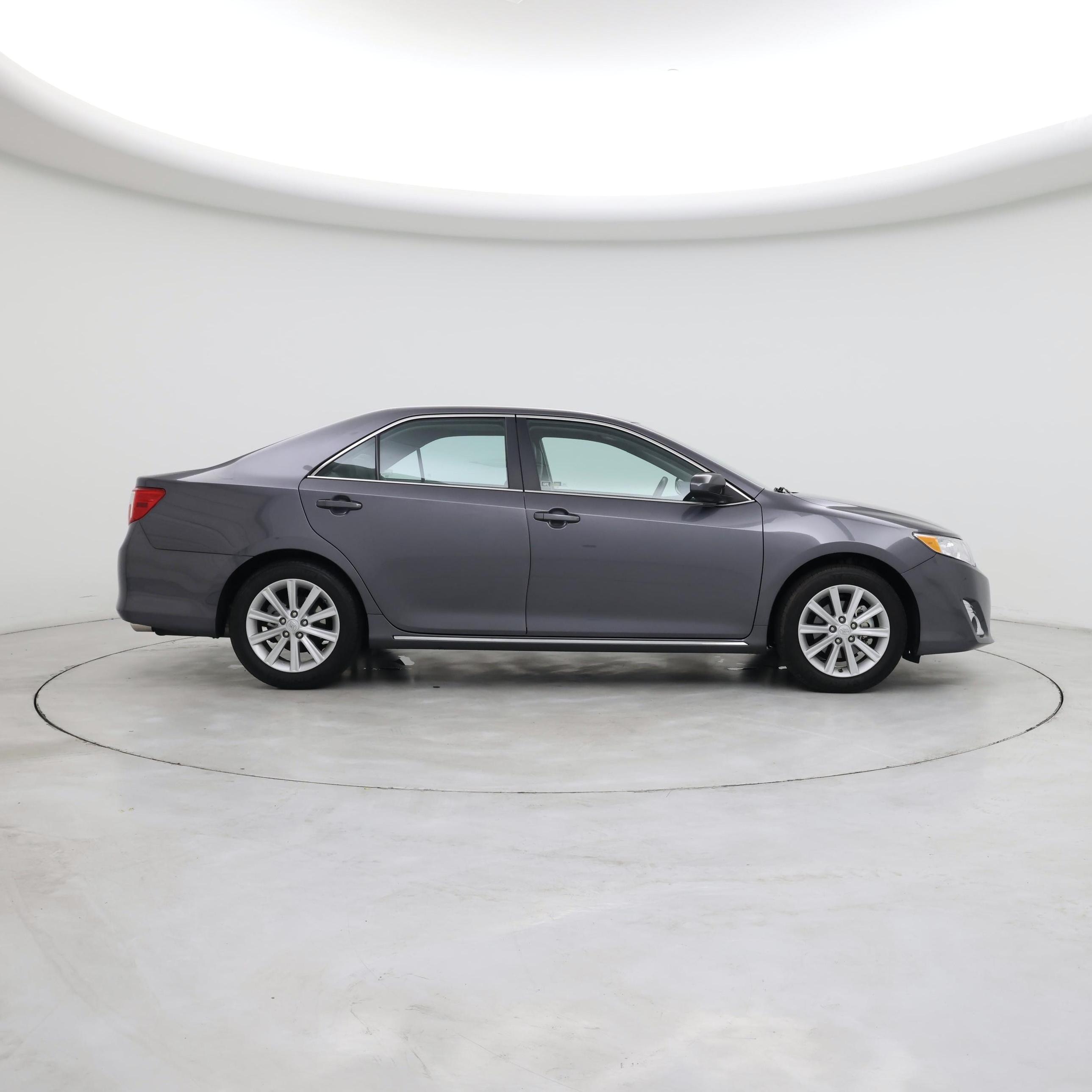 Thumbnail: 2014 Toyota Camry - 7