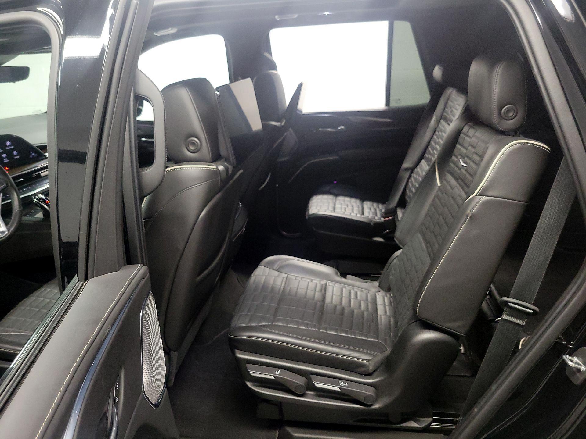 Thumbnail: 2021 Cadillac Escalade - 19