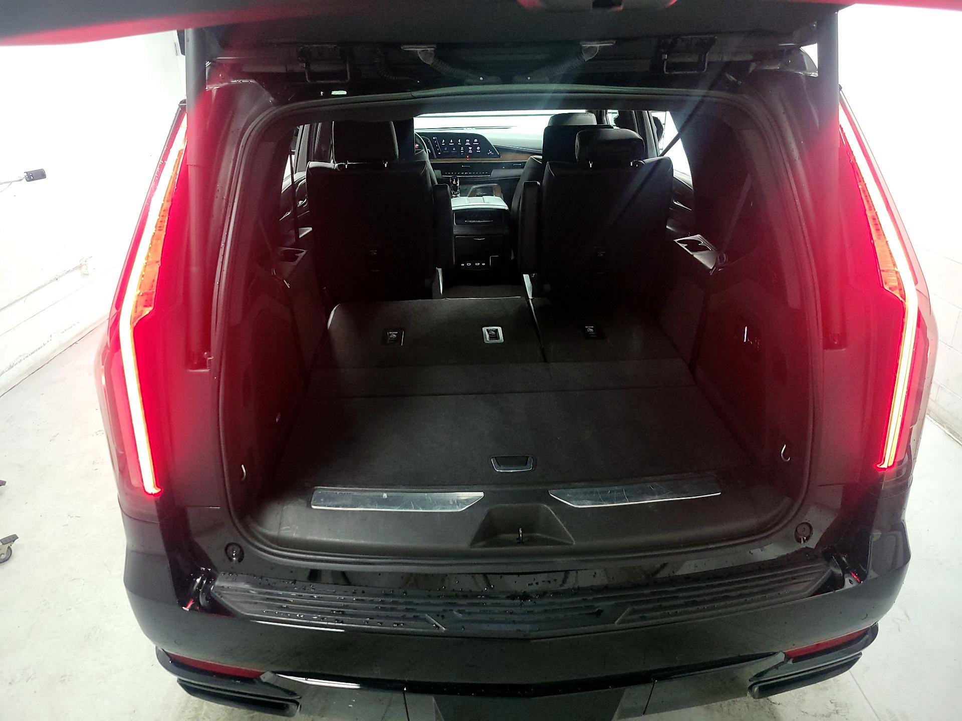 Thumbnail: 2021 Cadillac Escalade - 20