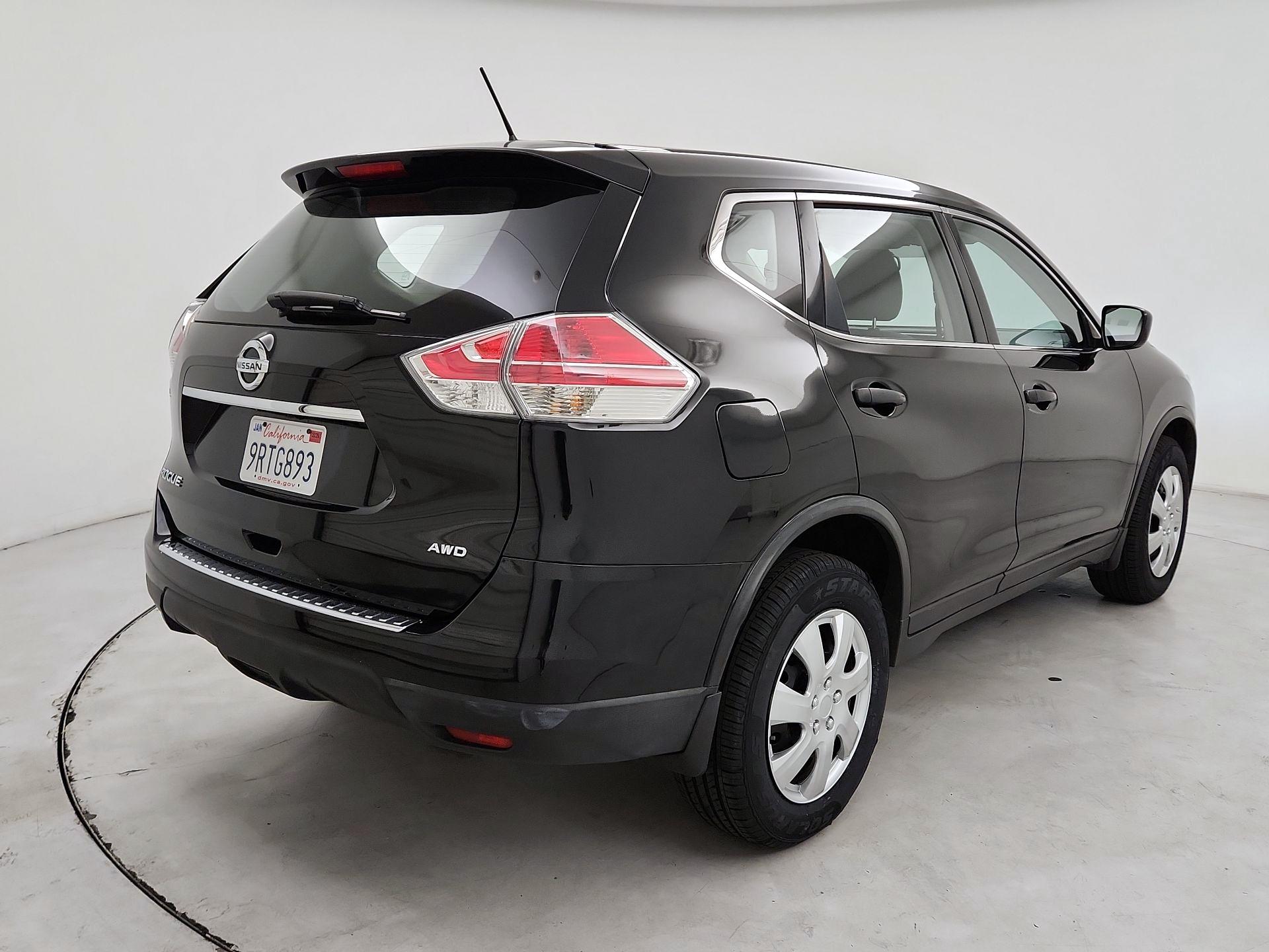 Thumbnail: 2016 Nissan Rogue - 5