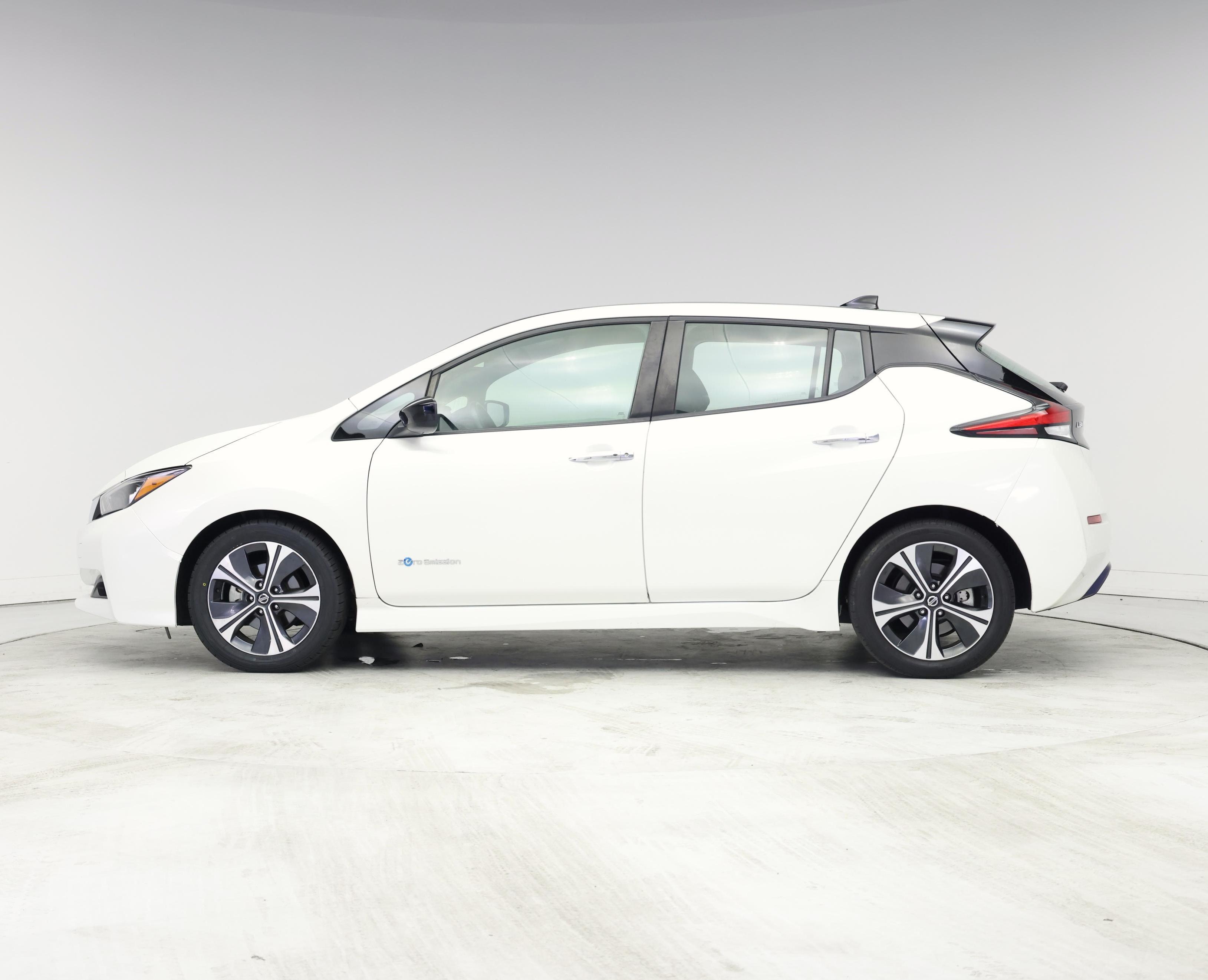 Thumbnail: 2019 Nissan Leaf - 3