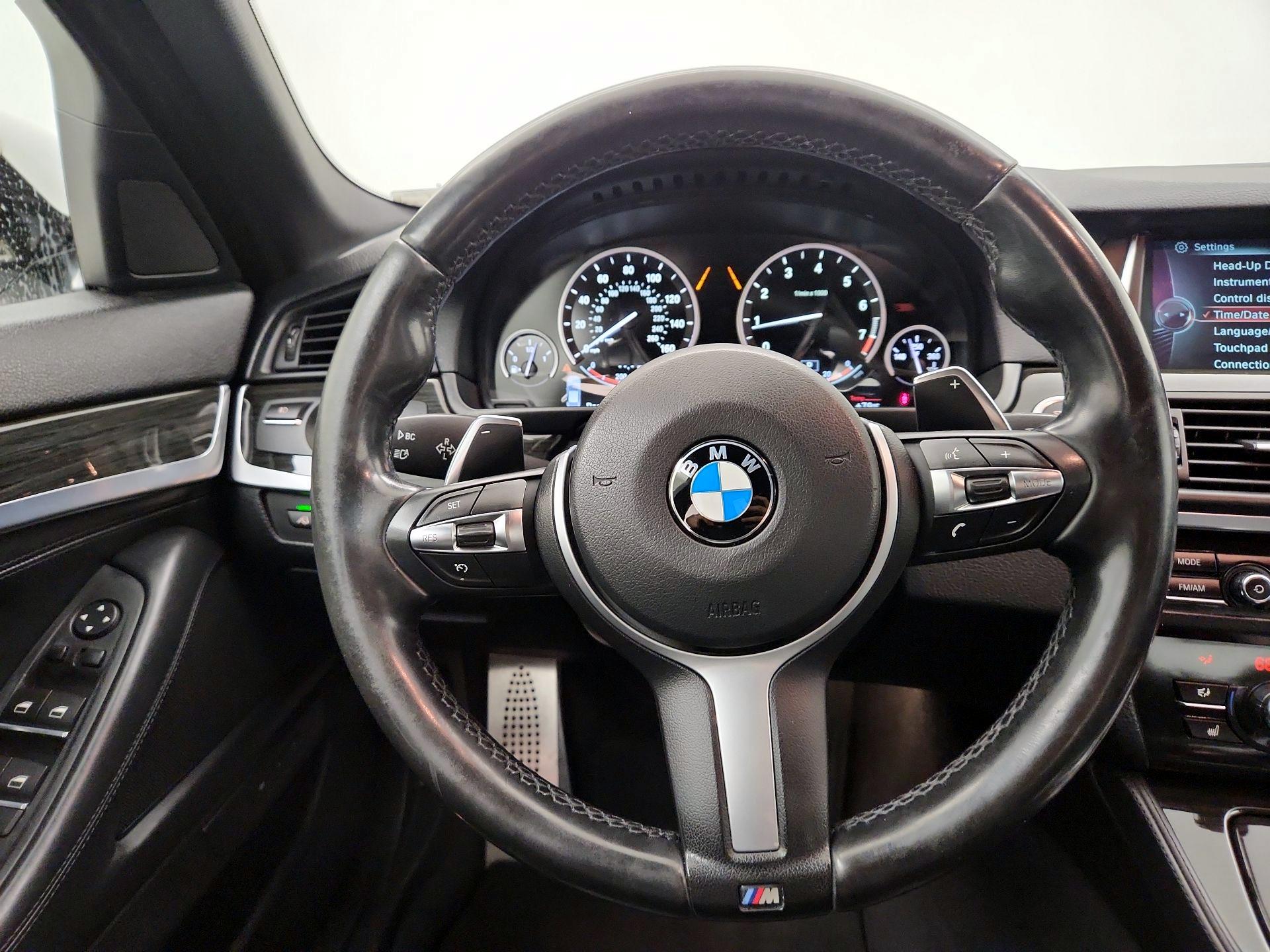 Thumbnail: 2016 BMW 5 Series - 10