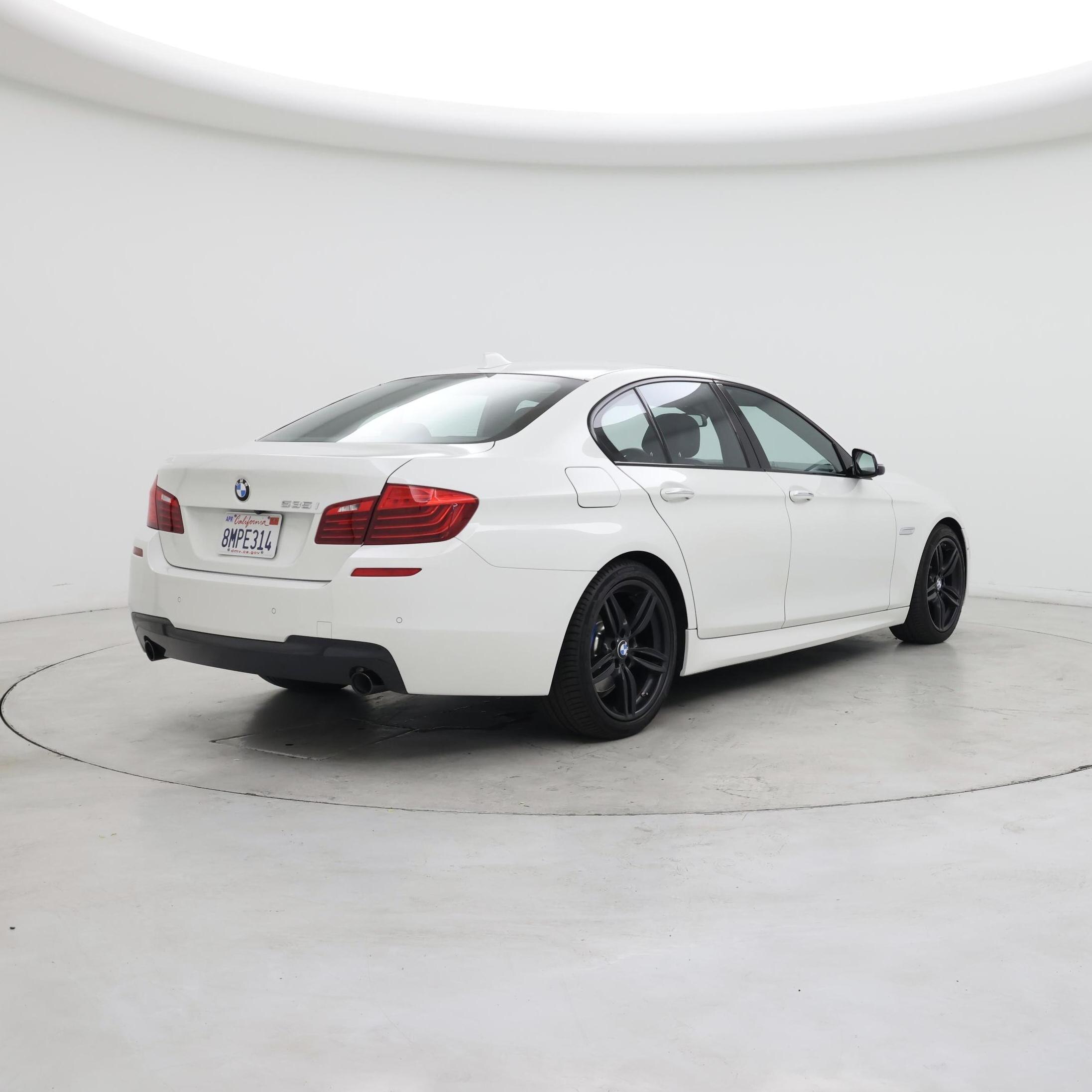 Thumbnail: 2016 BMW 5 Series - 8