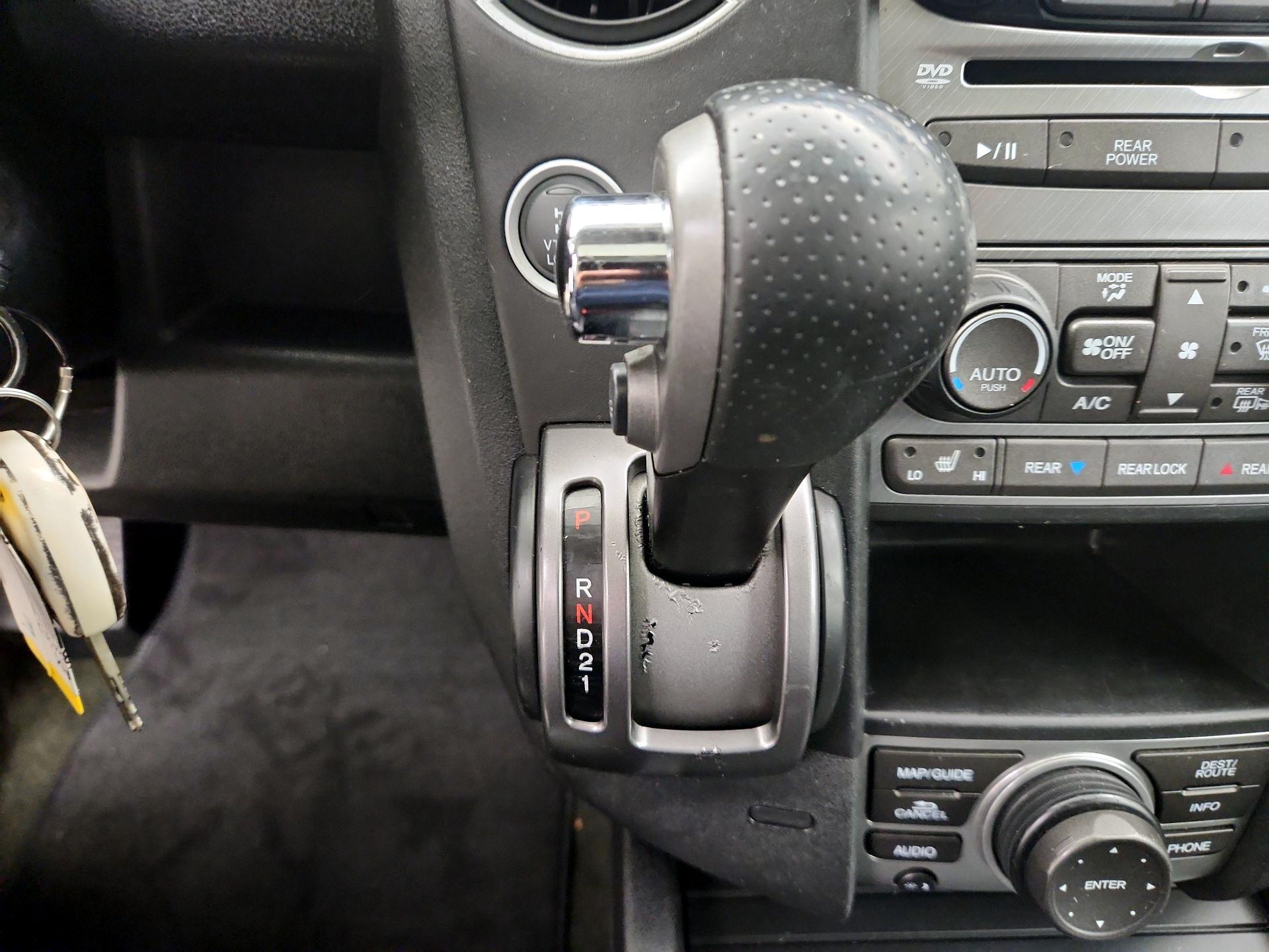 Thumbnail: 2015 Honda Pilot - 18